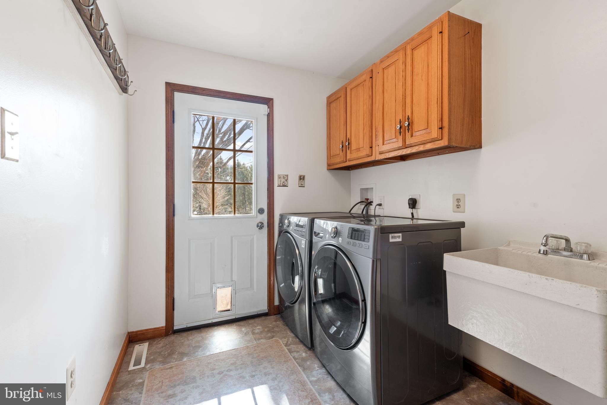 5210 HAYLOFT COURT