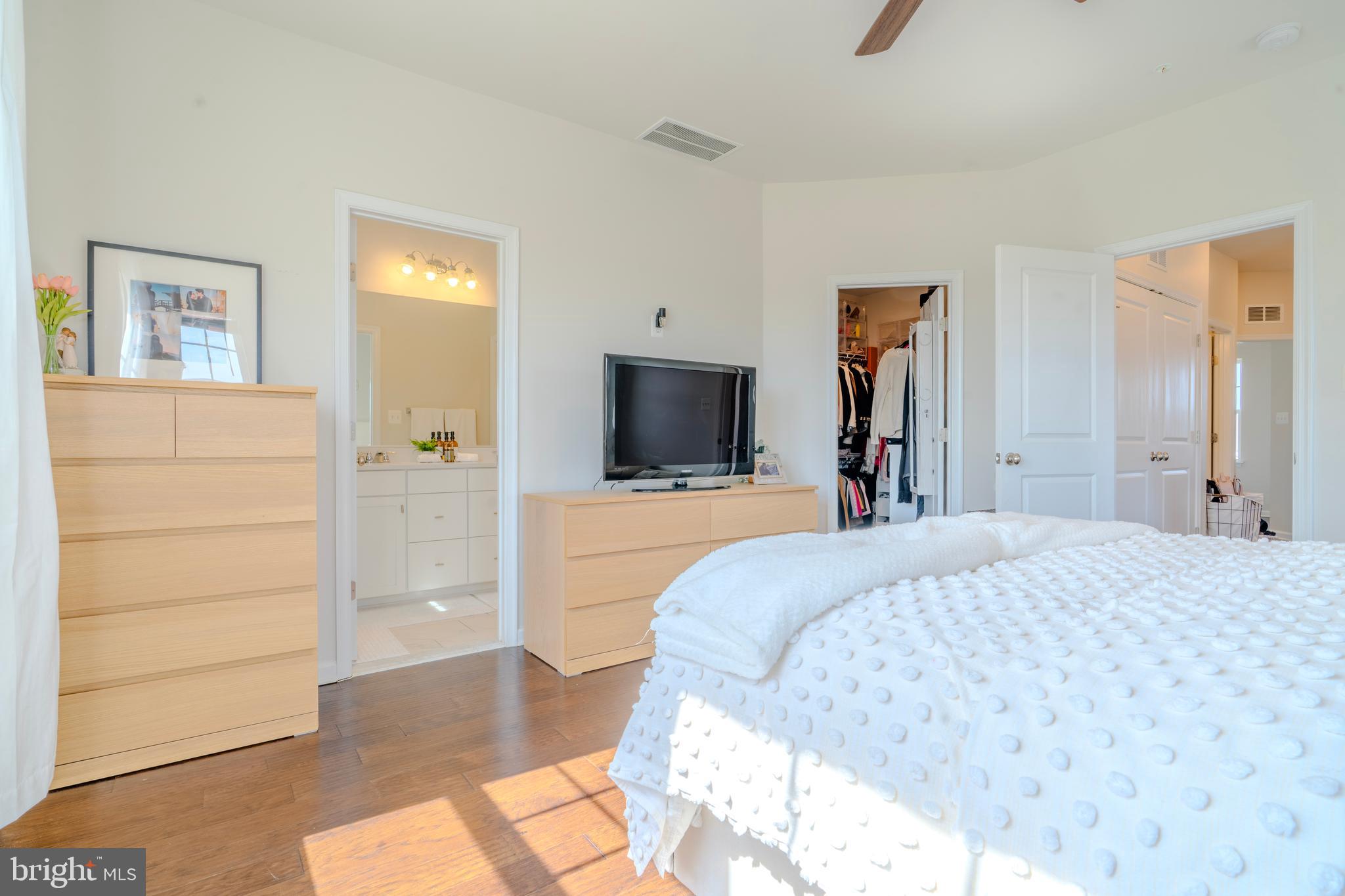 8515 BALD EAGLE LANE