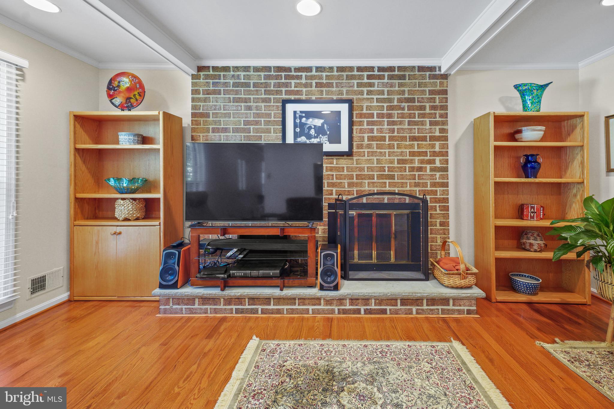 204 STONEGATE DRIVE