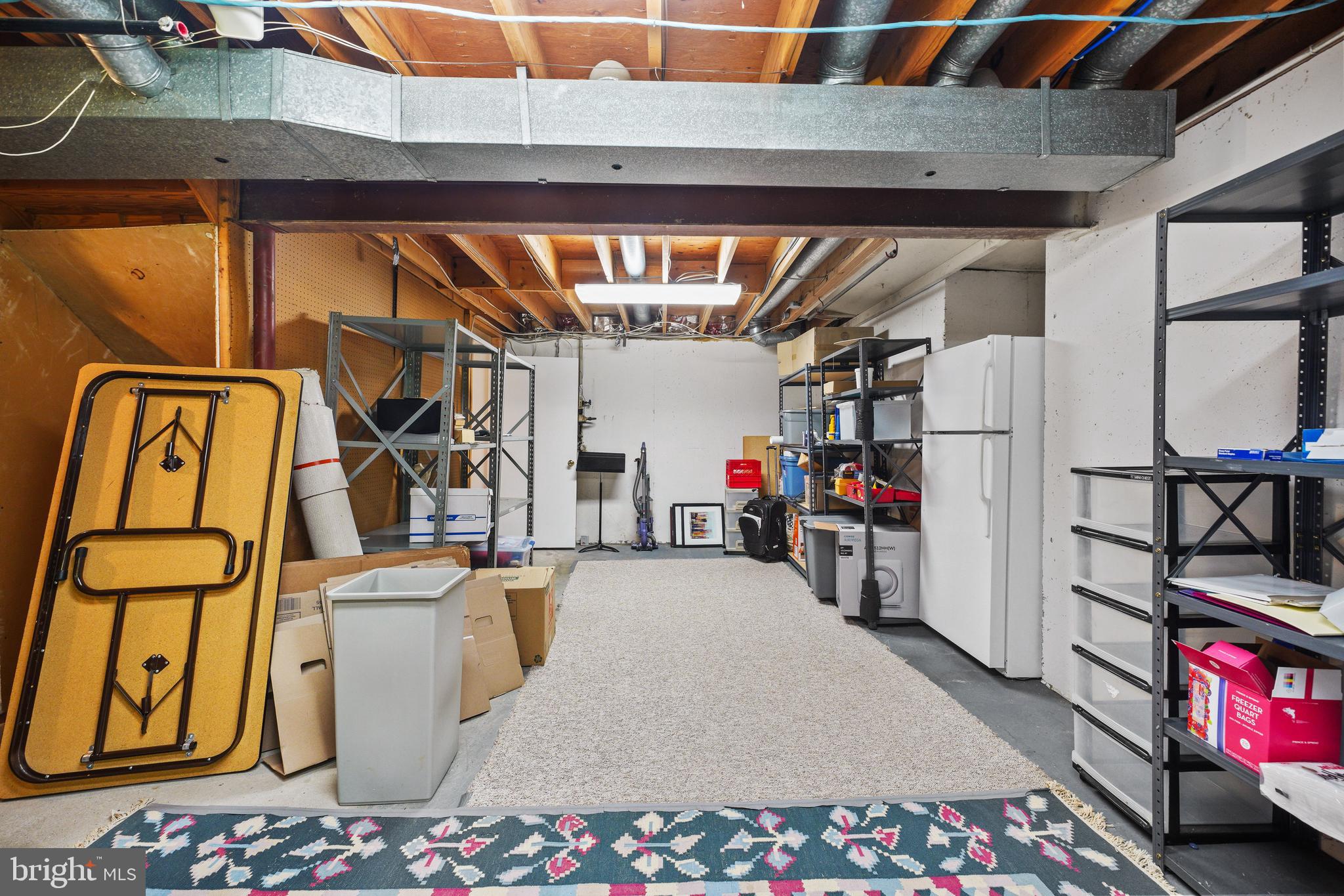204 STONEGATE DRIVE