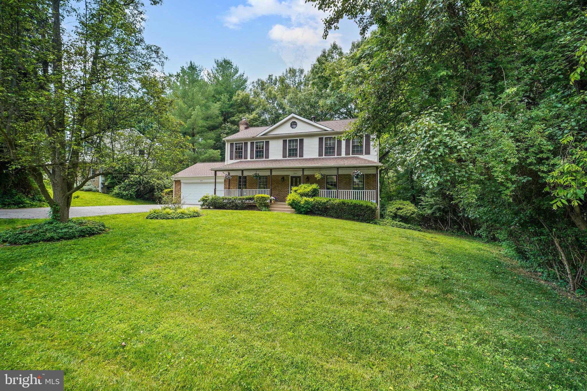 204 STONEGATE DRIVE