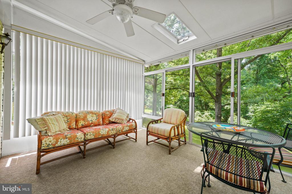 204 STONEGATE DRIVE