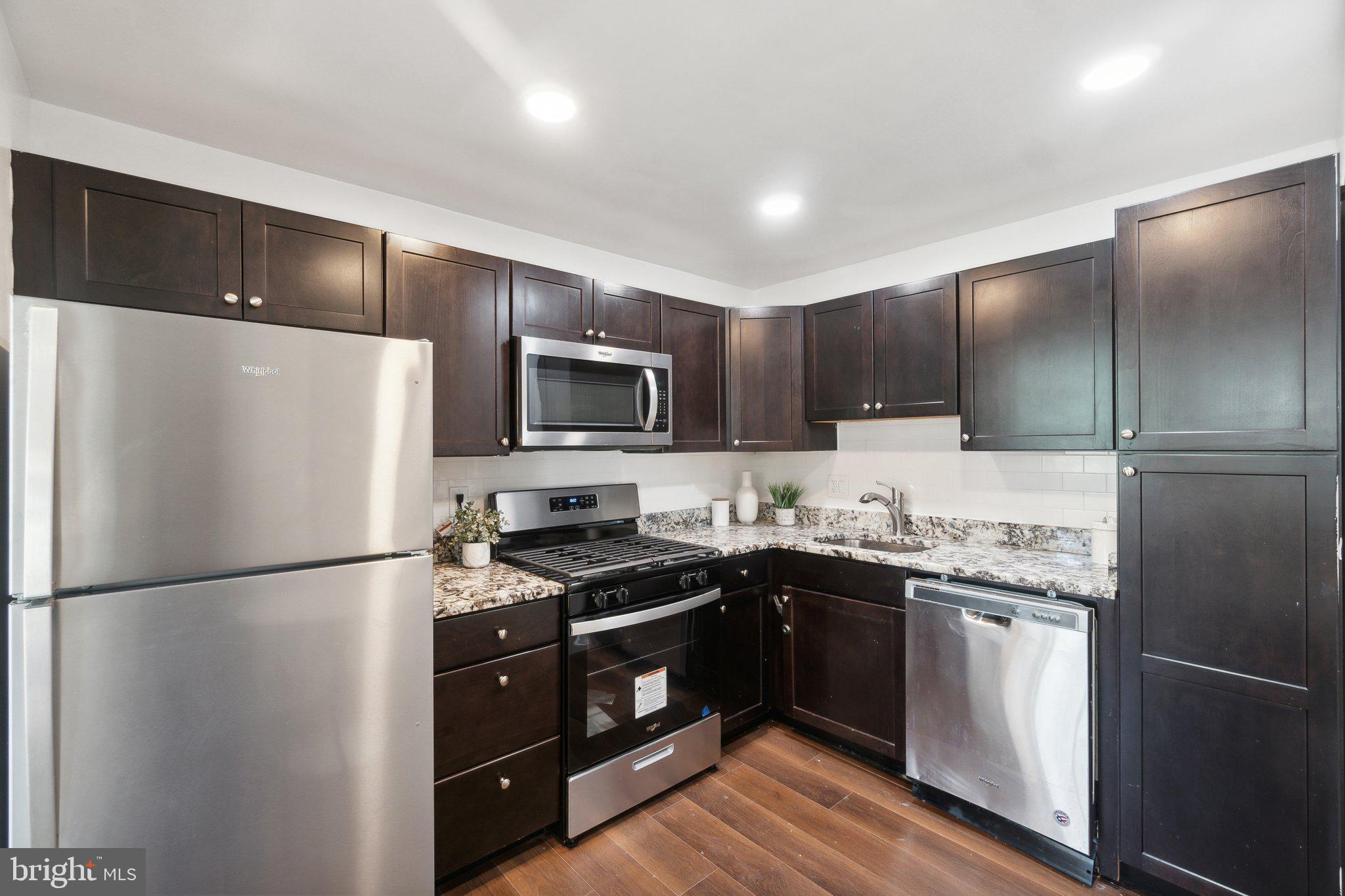 10136 LITTLE POND PLACE 6