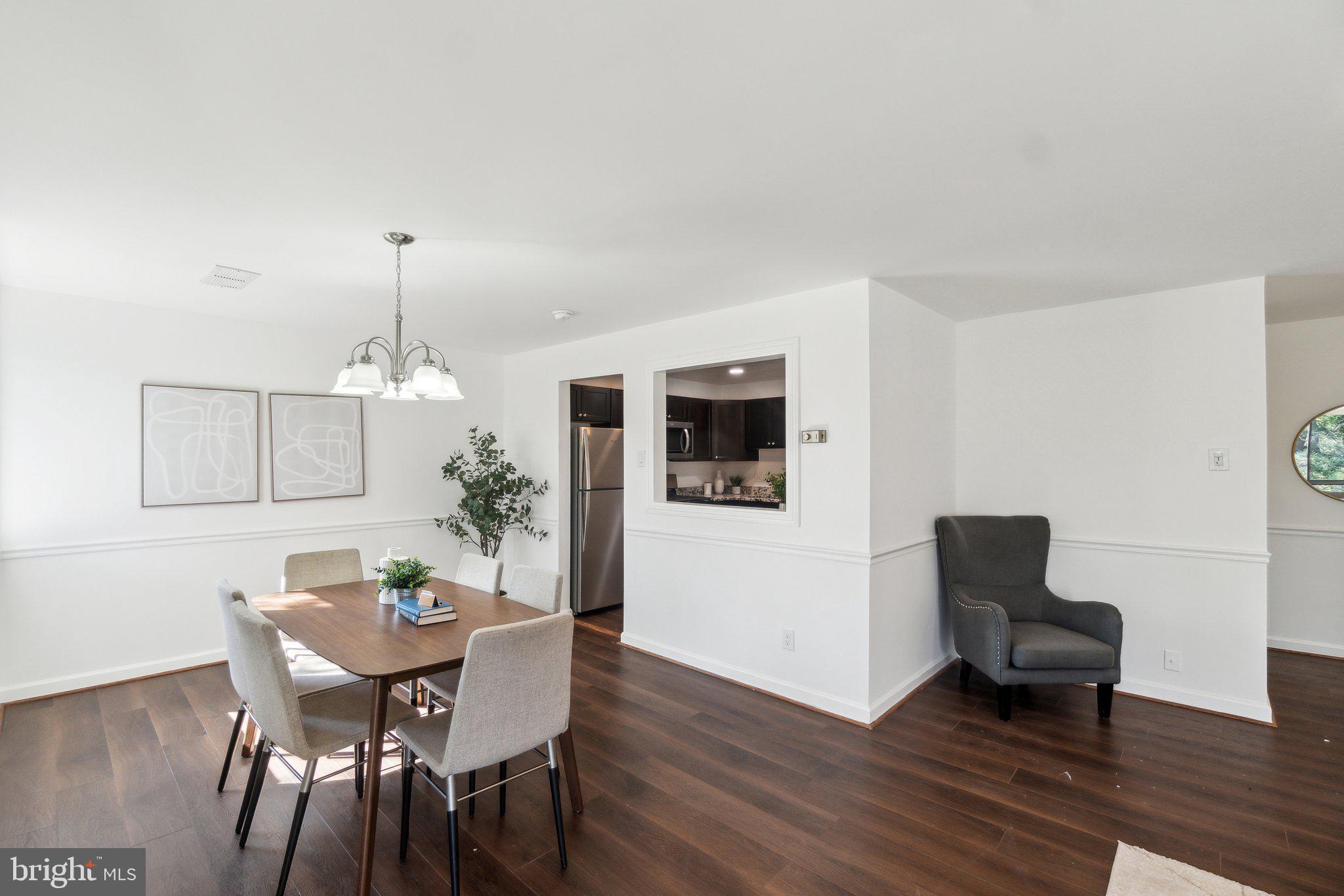 10136 LITTLE POND PLACE 6