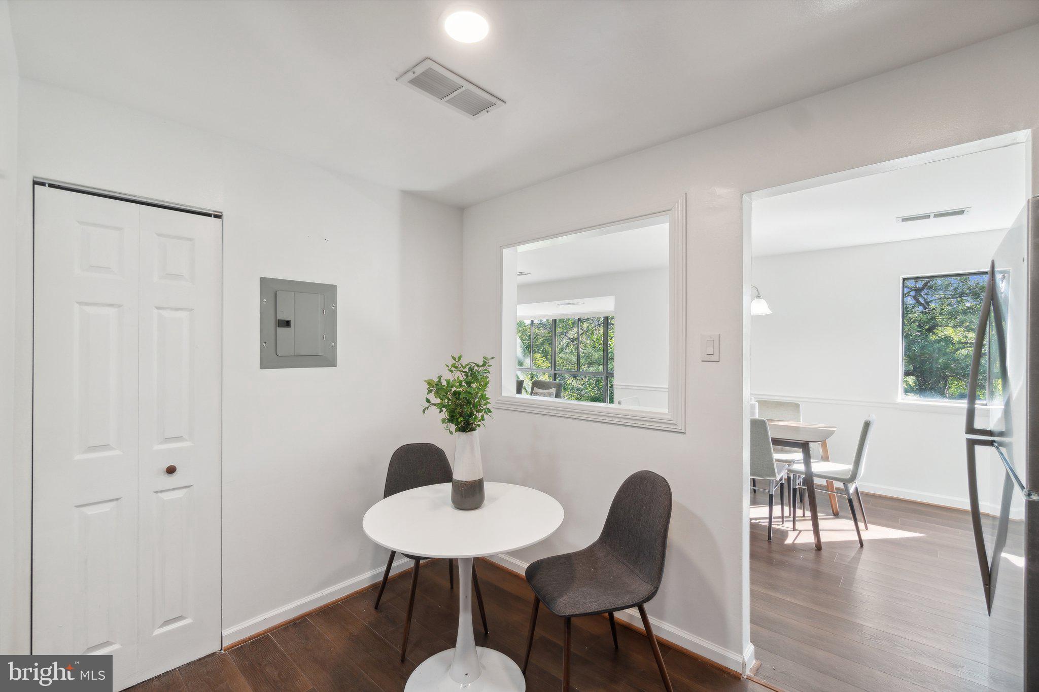 10136 LITTLE POND PLACE 6