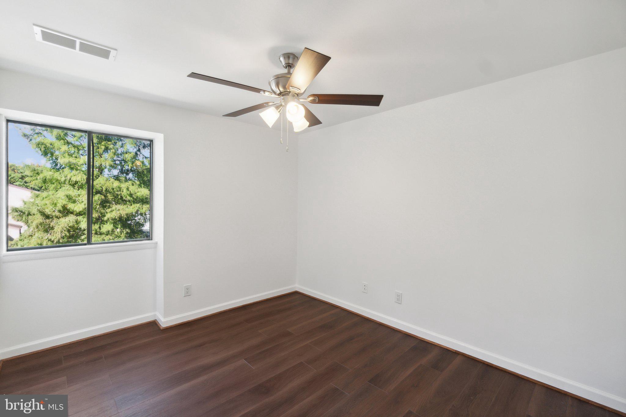 10136 LITTLE POND PLACE 6