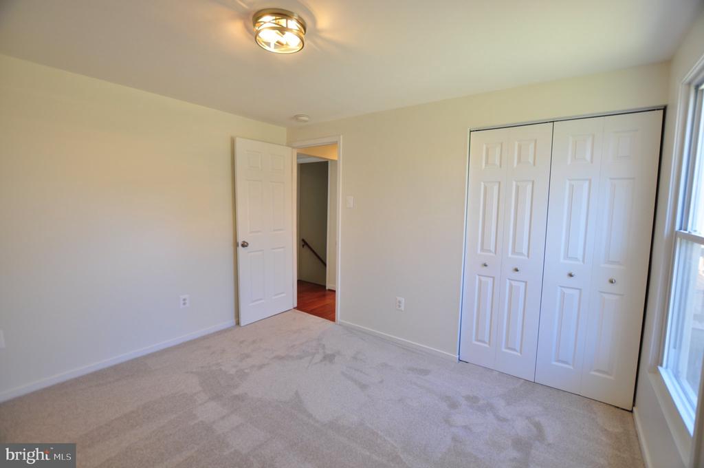 7421 BRENISH DRIVE
