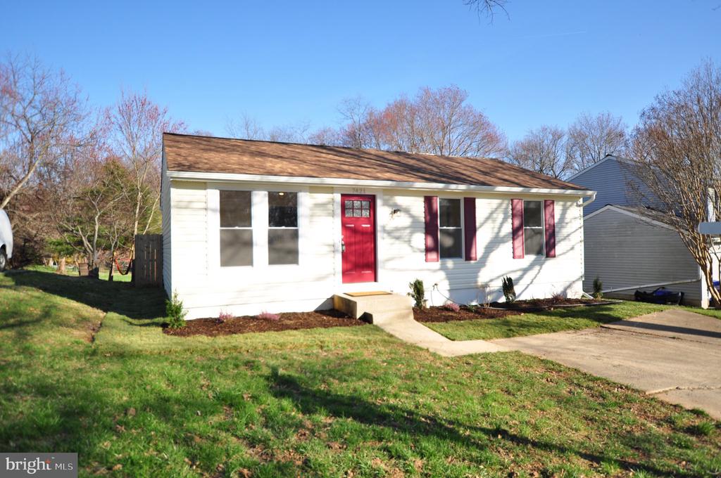 7421 BRENISH DRIVE