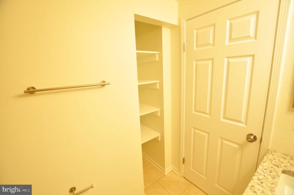 7421 BRENISH DRIVE