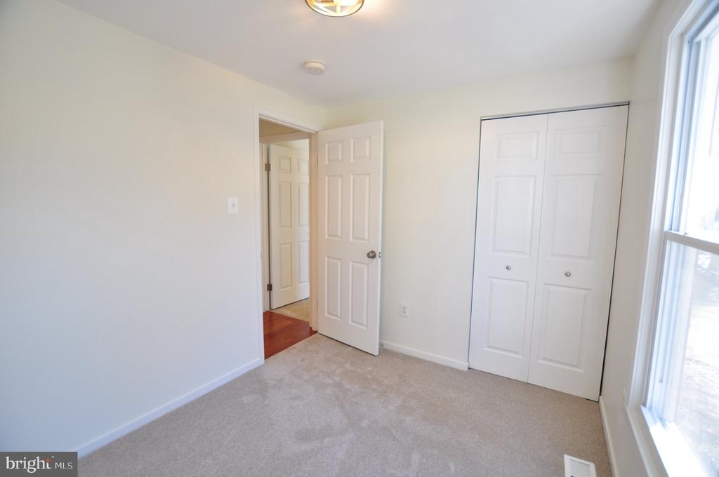 7421 BRENISH DRIVE
