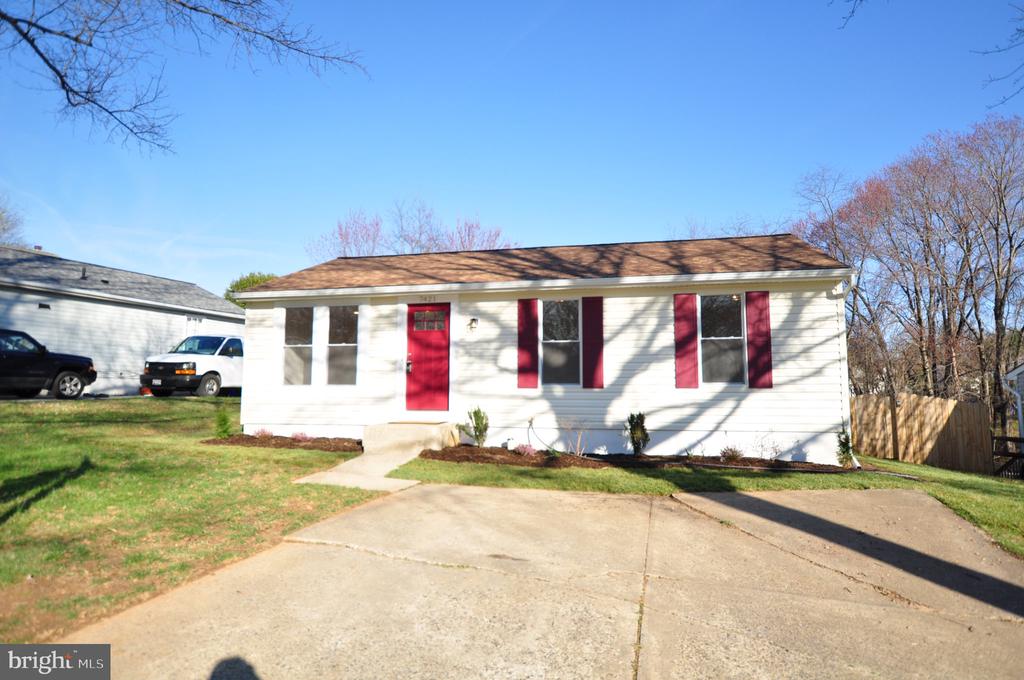 7421 BRENISH DRIVE