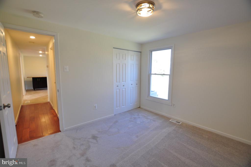 7421 BRENISH DRIVE