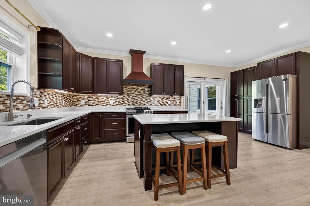15108 WINESAP DR
