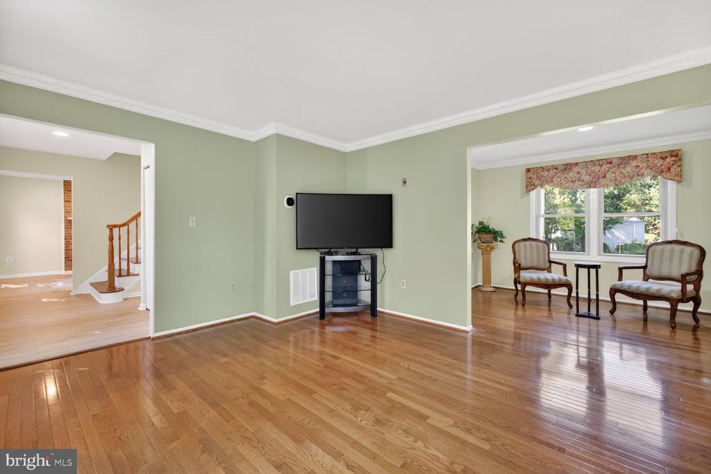 15108 WINESAP DR