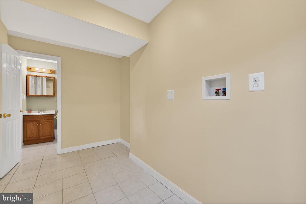 15108 WINESAP DR