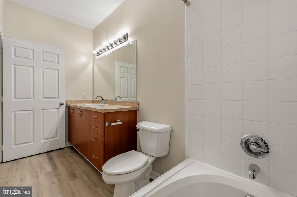 13501 DERRY GLEN COURT Unit: 103