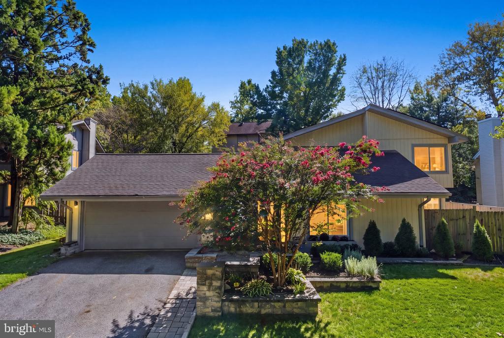 9124 TULIP GROVE ROAD