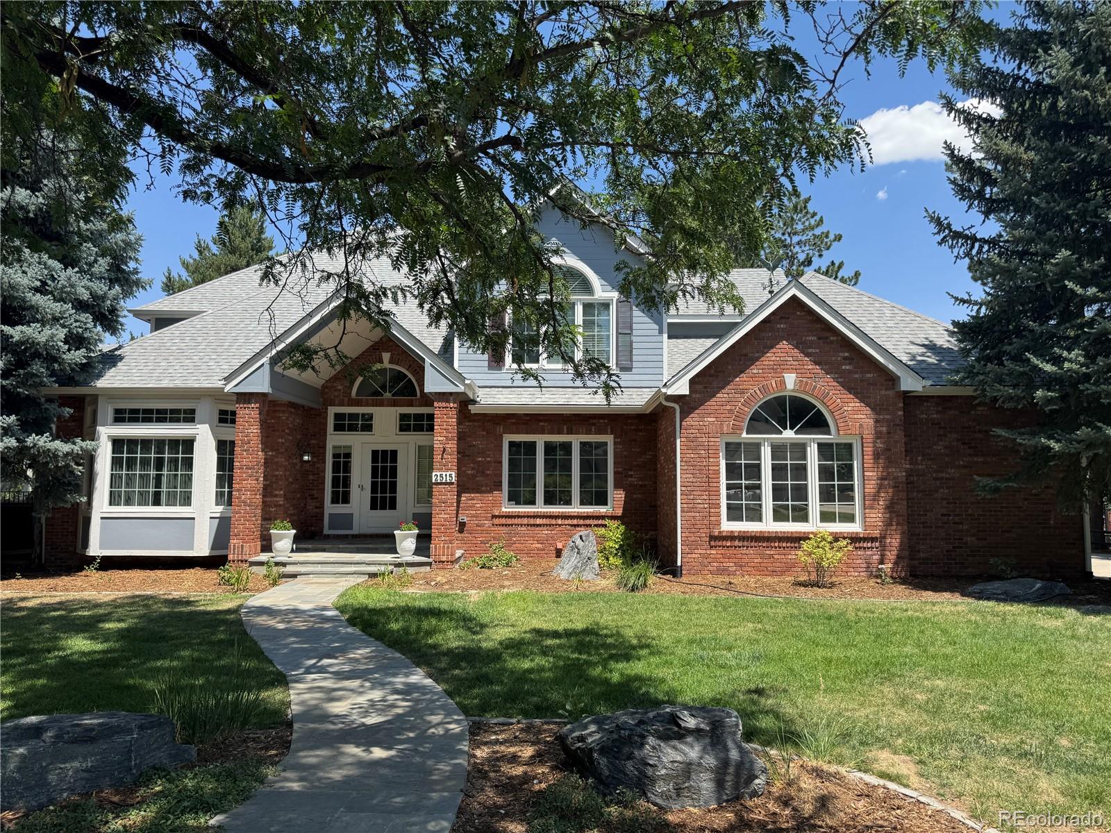 2515 Blue Heron Circle