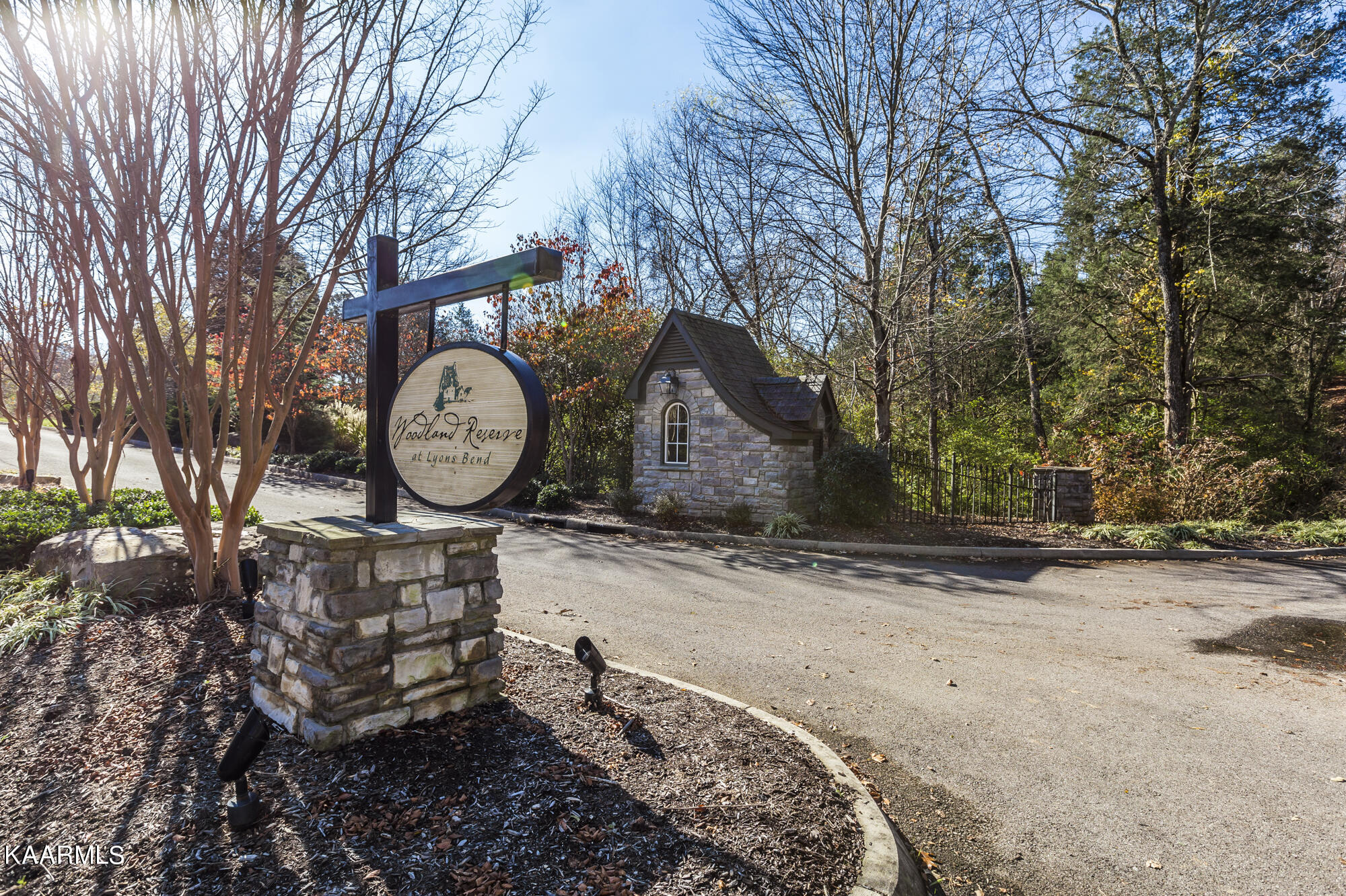 2509 Woodland Reserve Lane