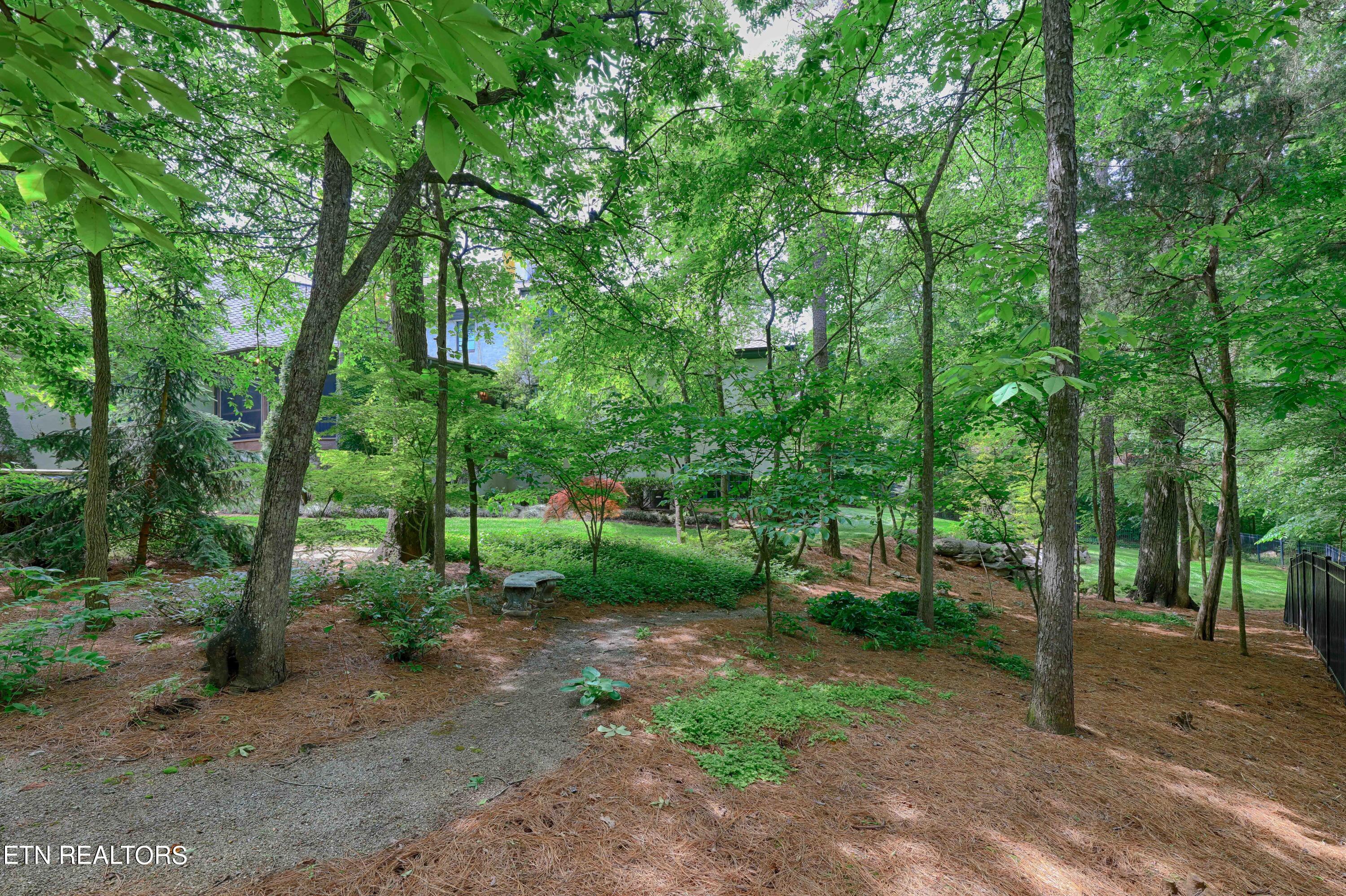 9300 Hidden Green Lane