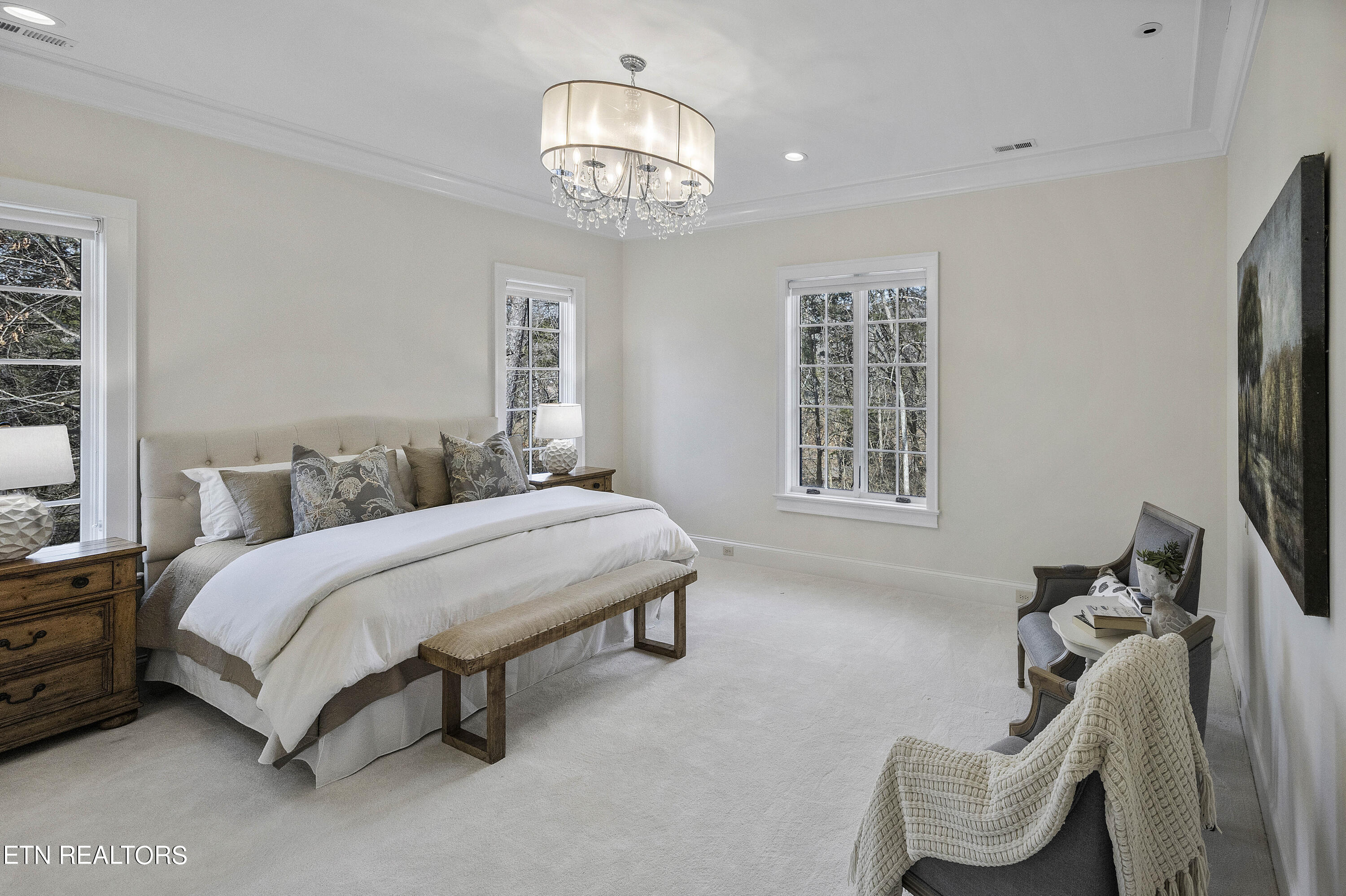 9300 Hidden Green Lane