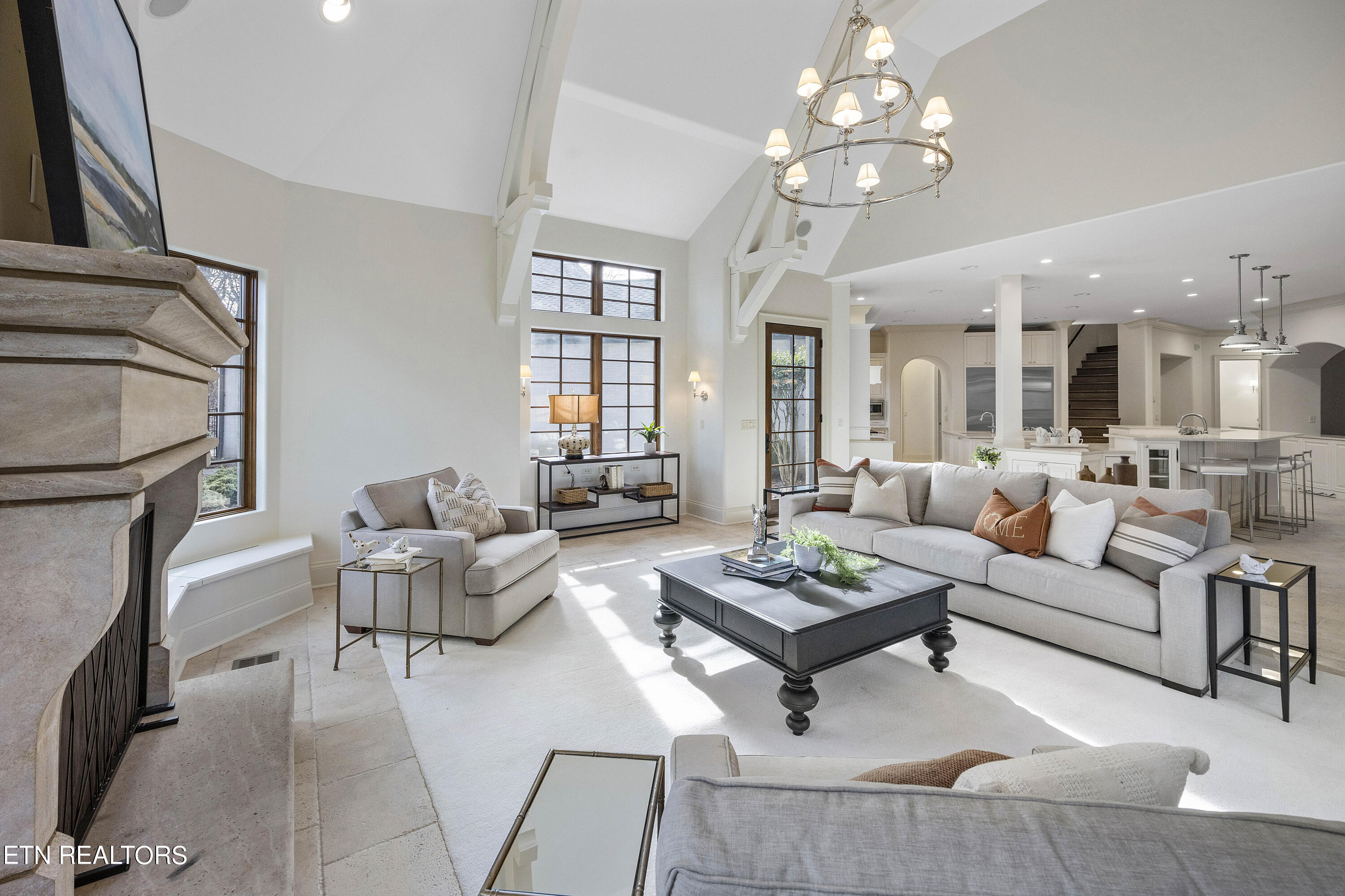 9300 Hidden Green Lane