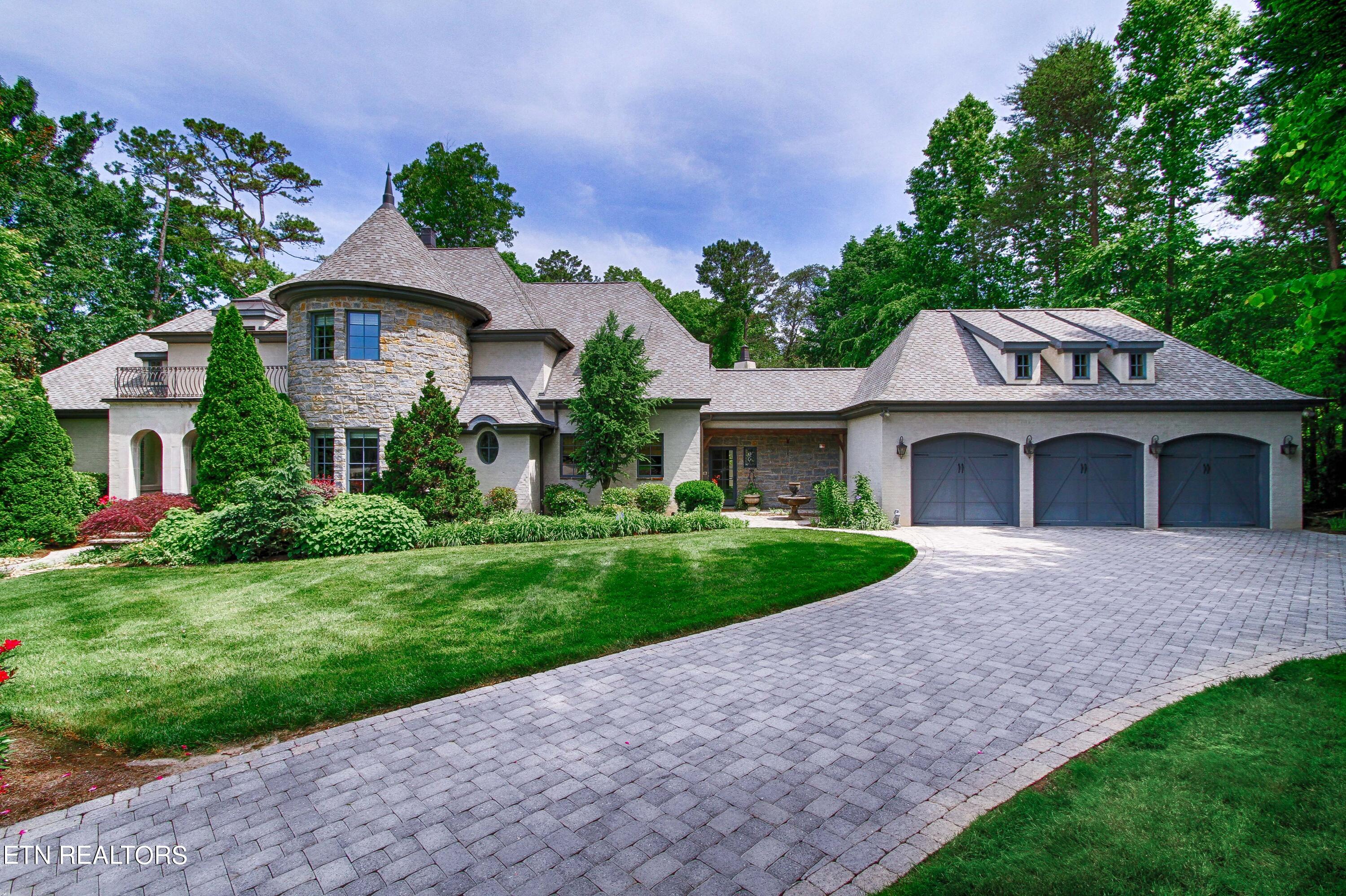 9300 Hidden Green Lane