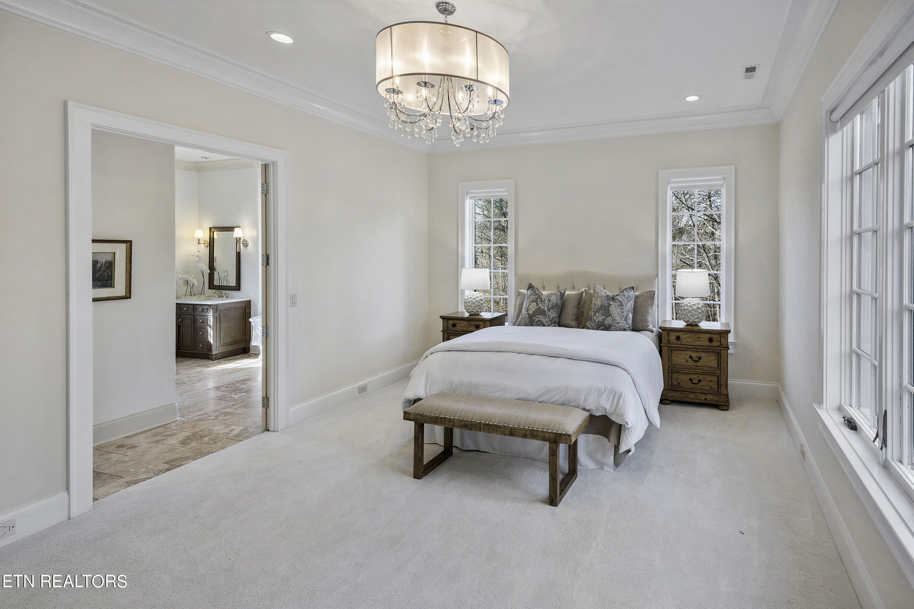 9300 Hidden Green Lane