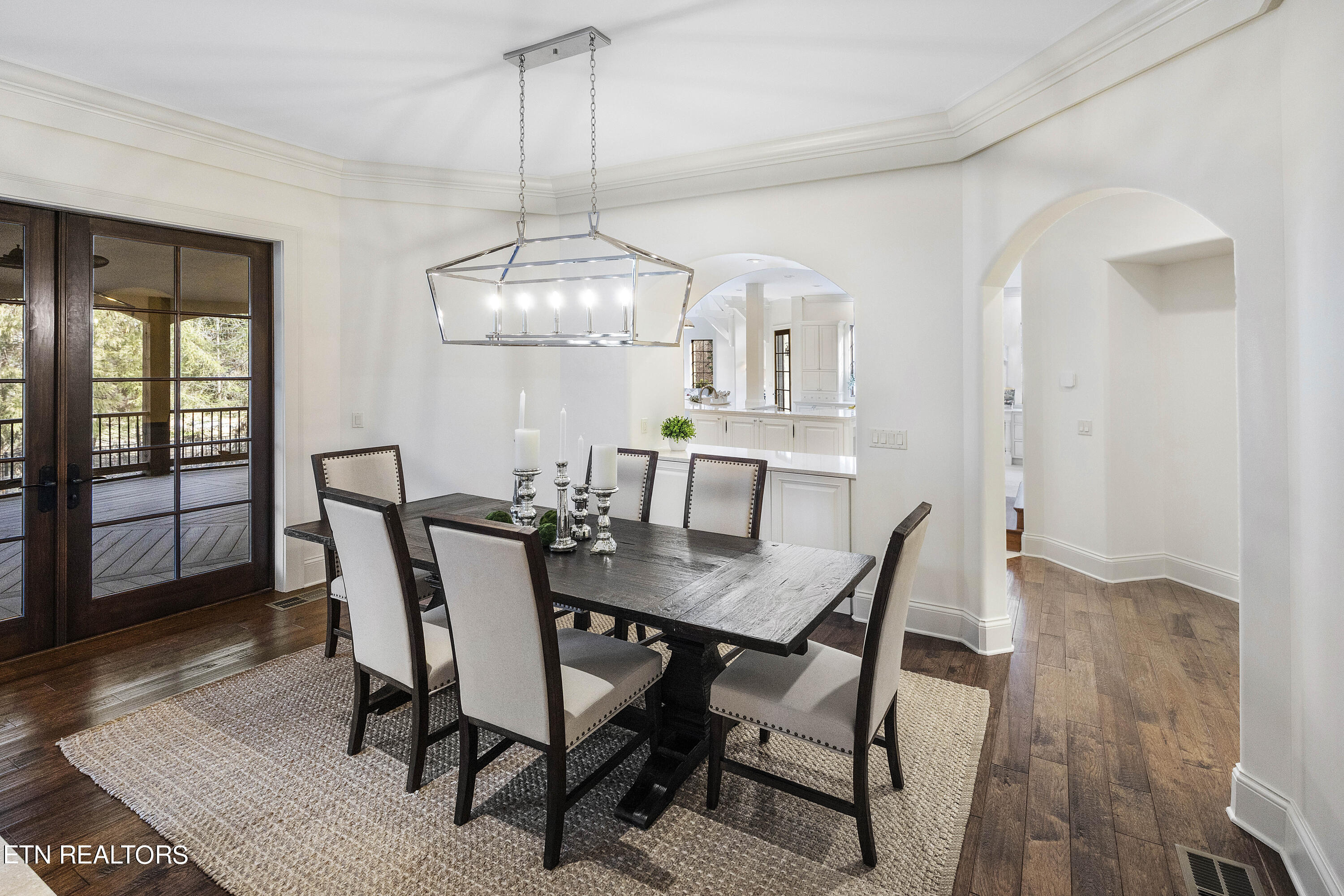 9300 Hidden Green Lane