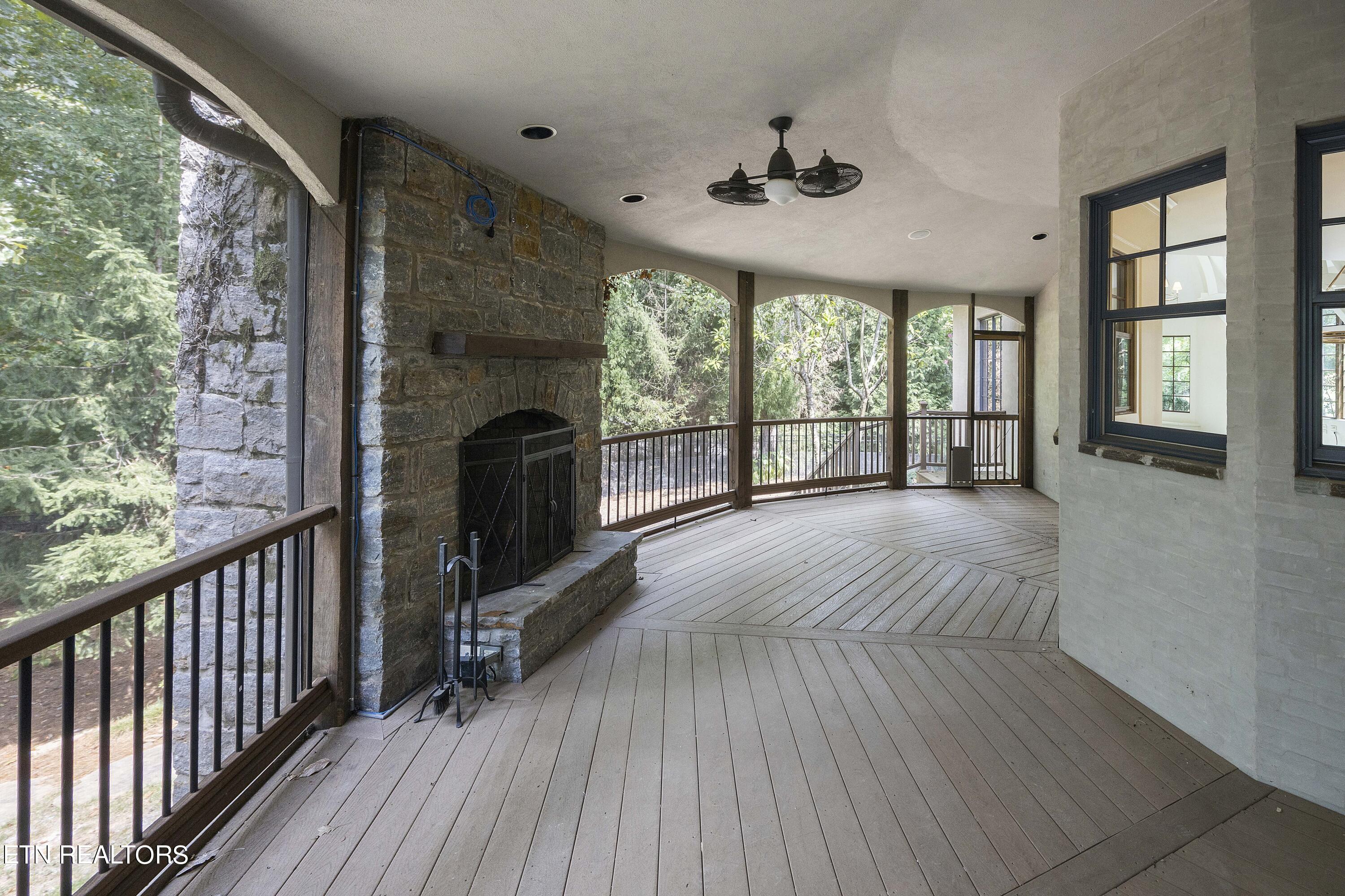 9300 Hidden Green Lane