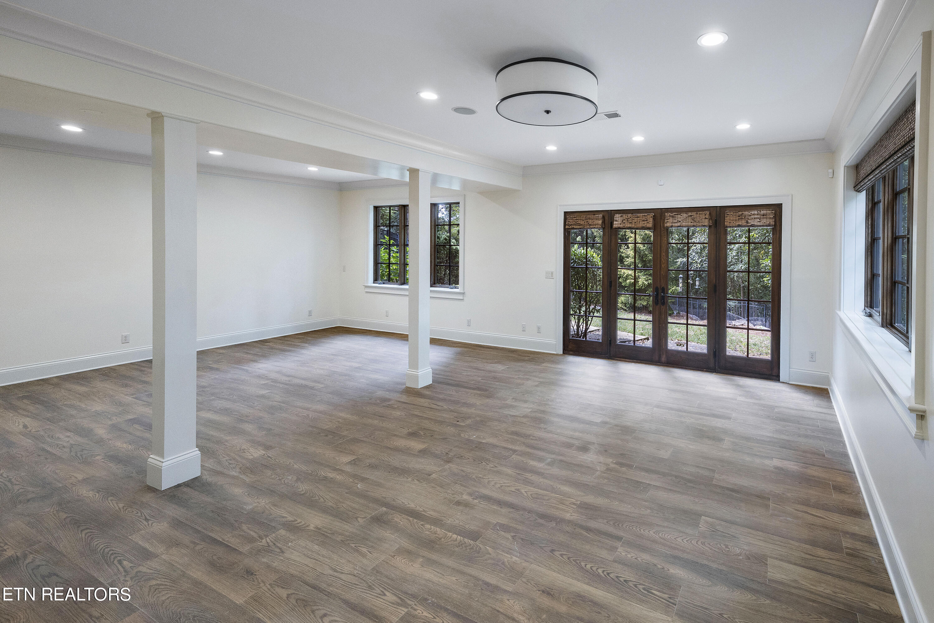 9300 Hidden Green Lane