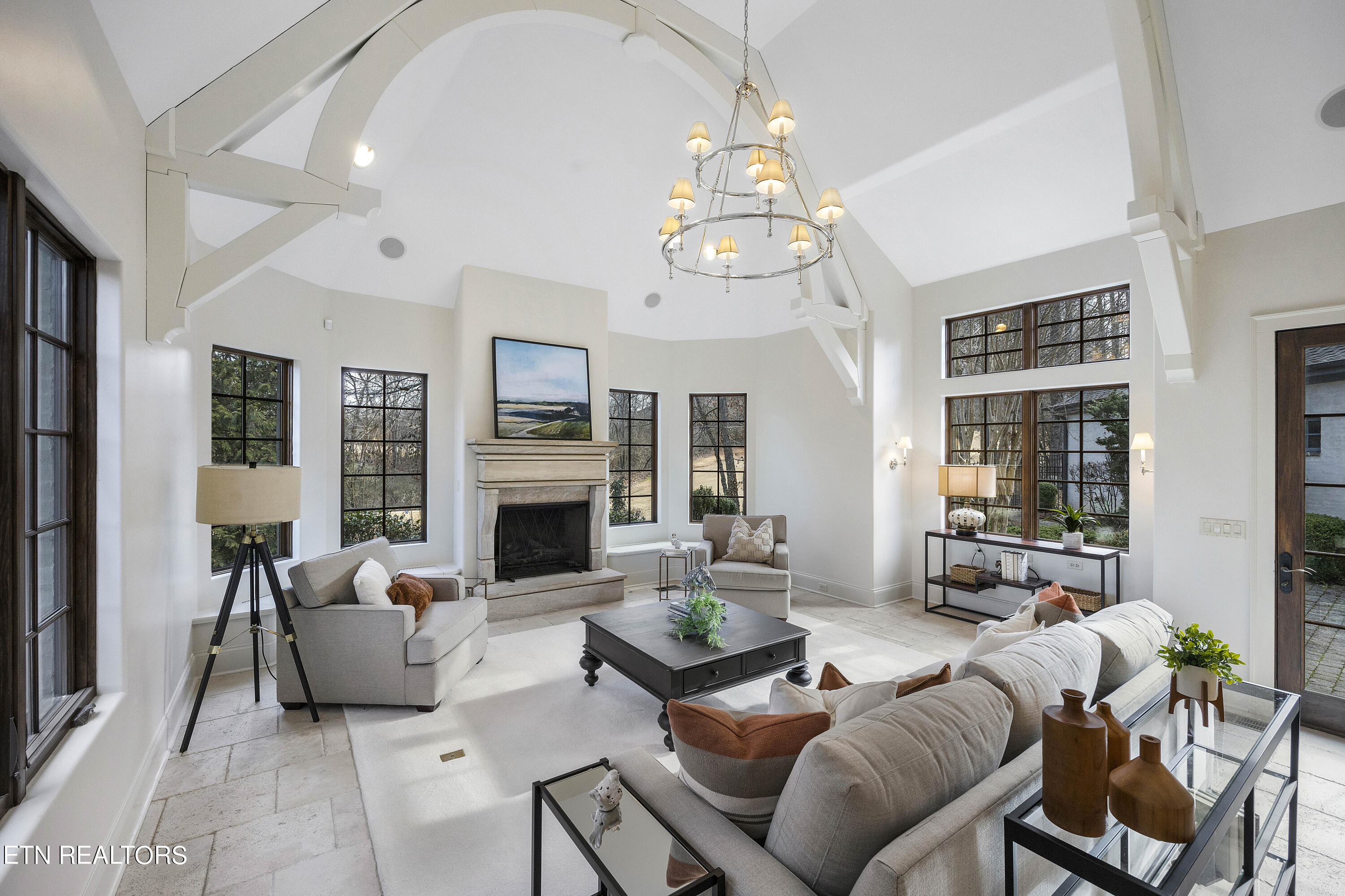 9300 Hidden Green Lane