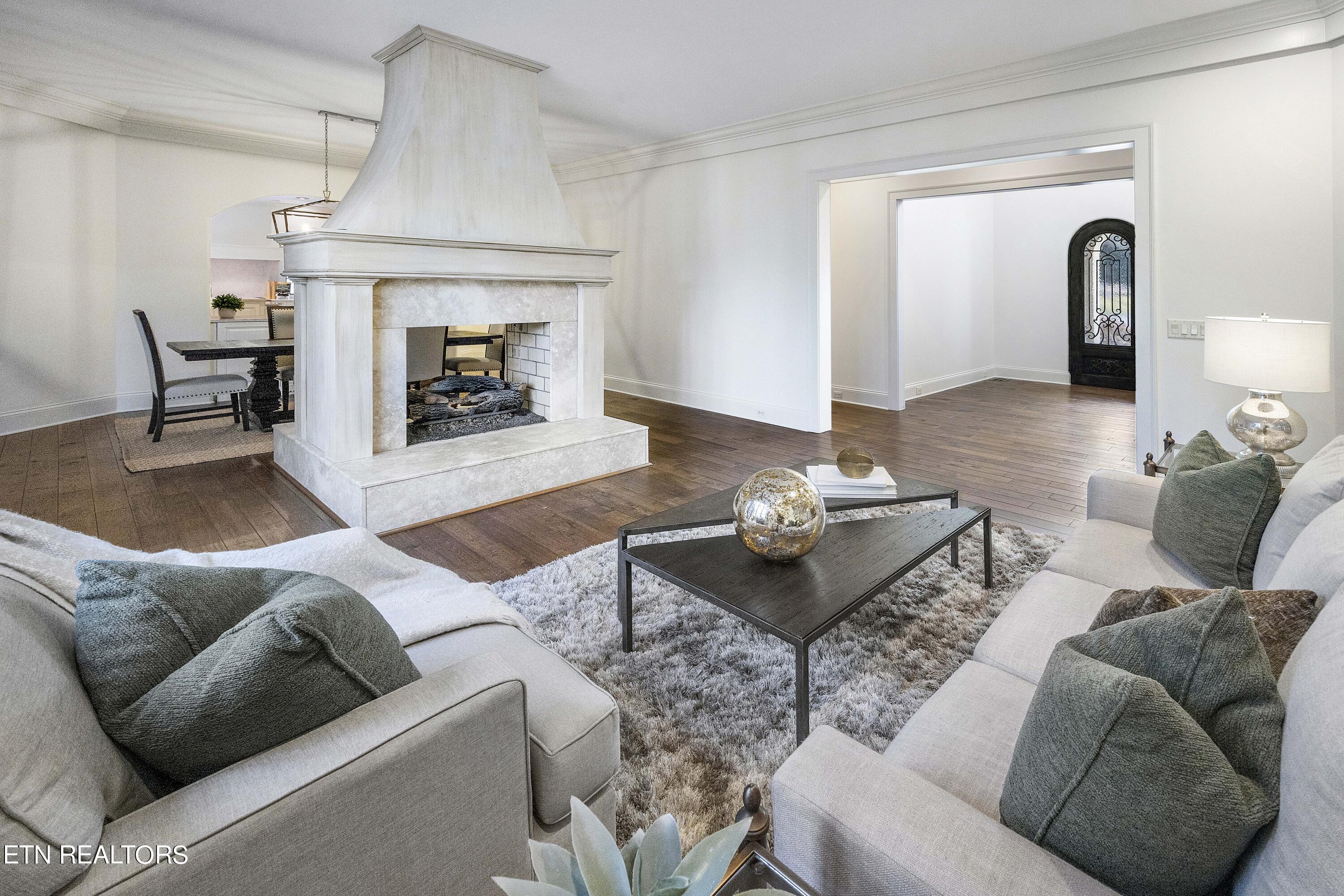 9300 Hidden Green Lane