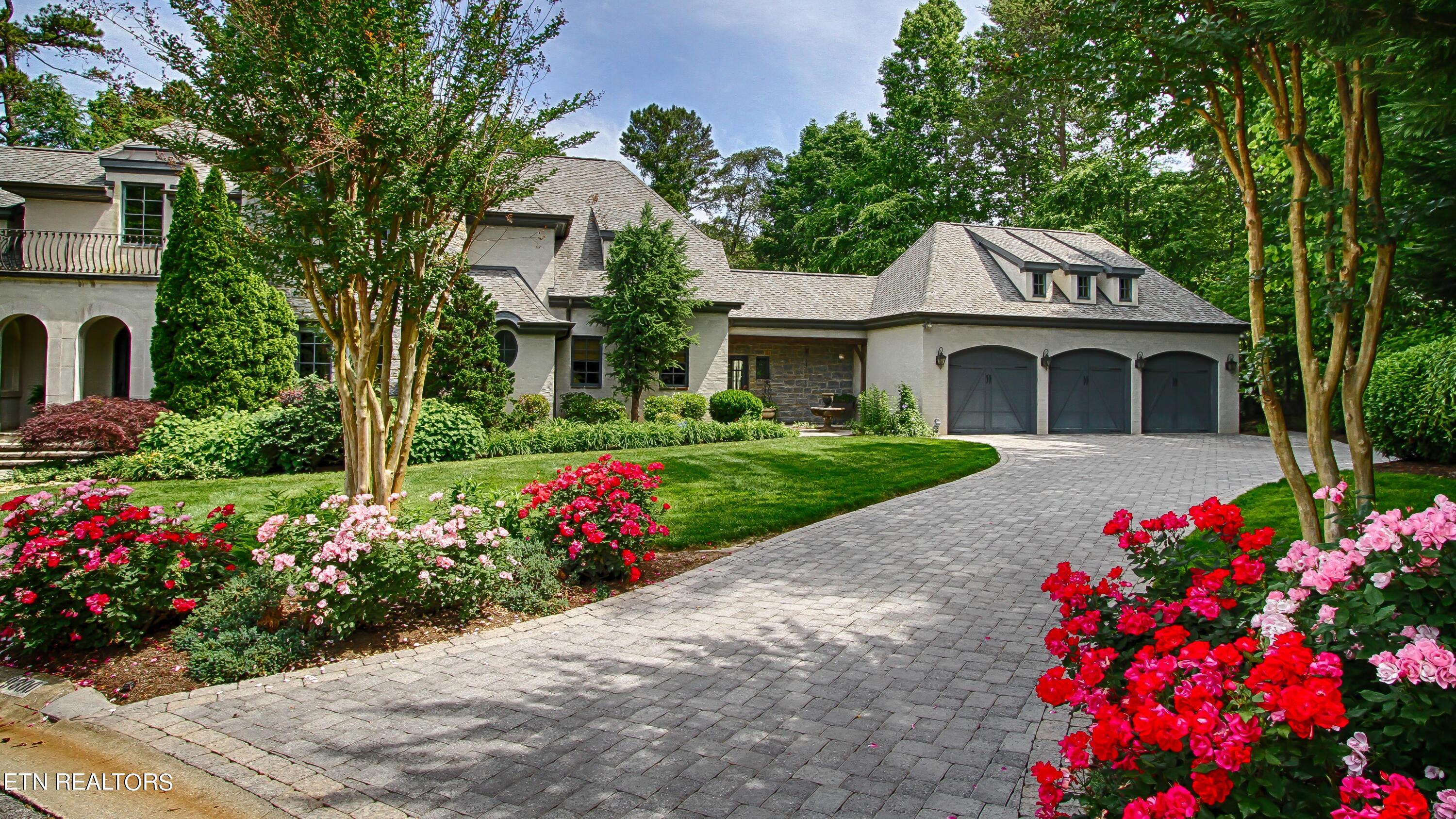 9300 Hidden Green Lane