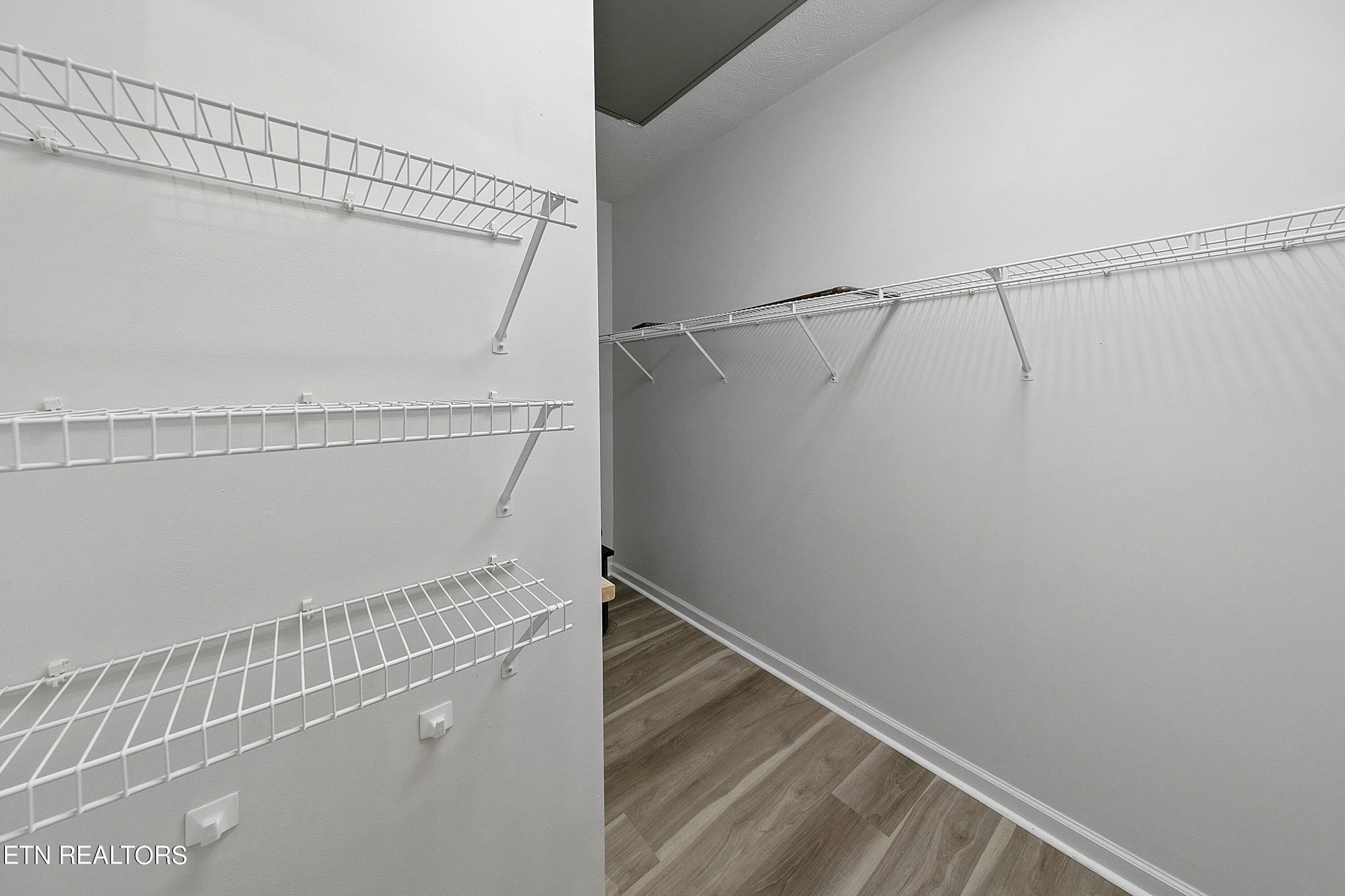 4805 Lyons View Pike, 301