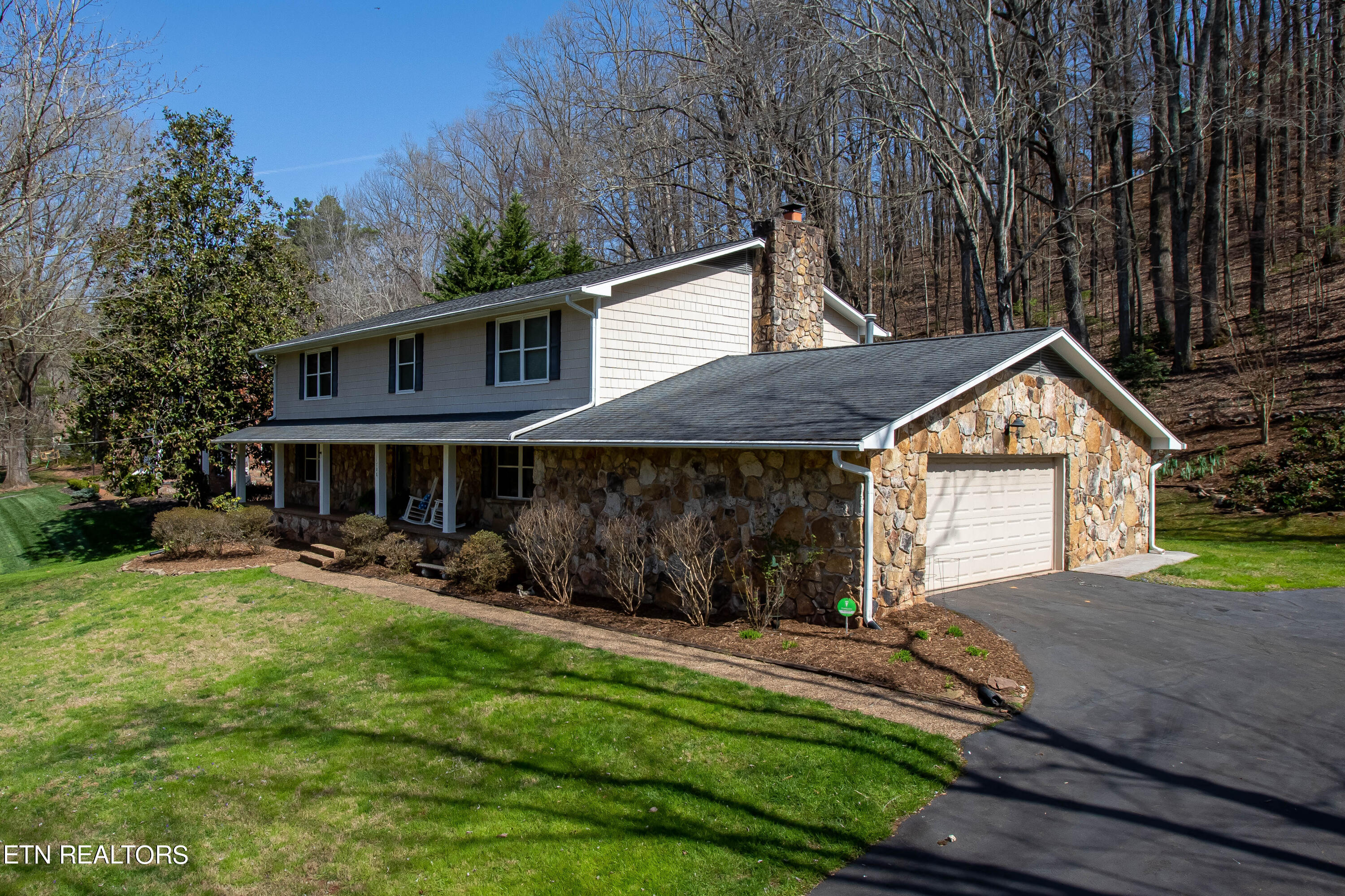 1708 Cove Creek Lane