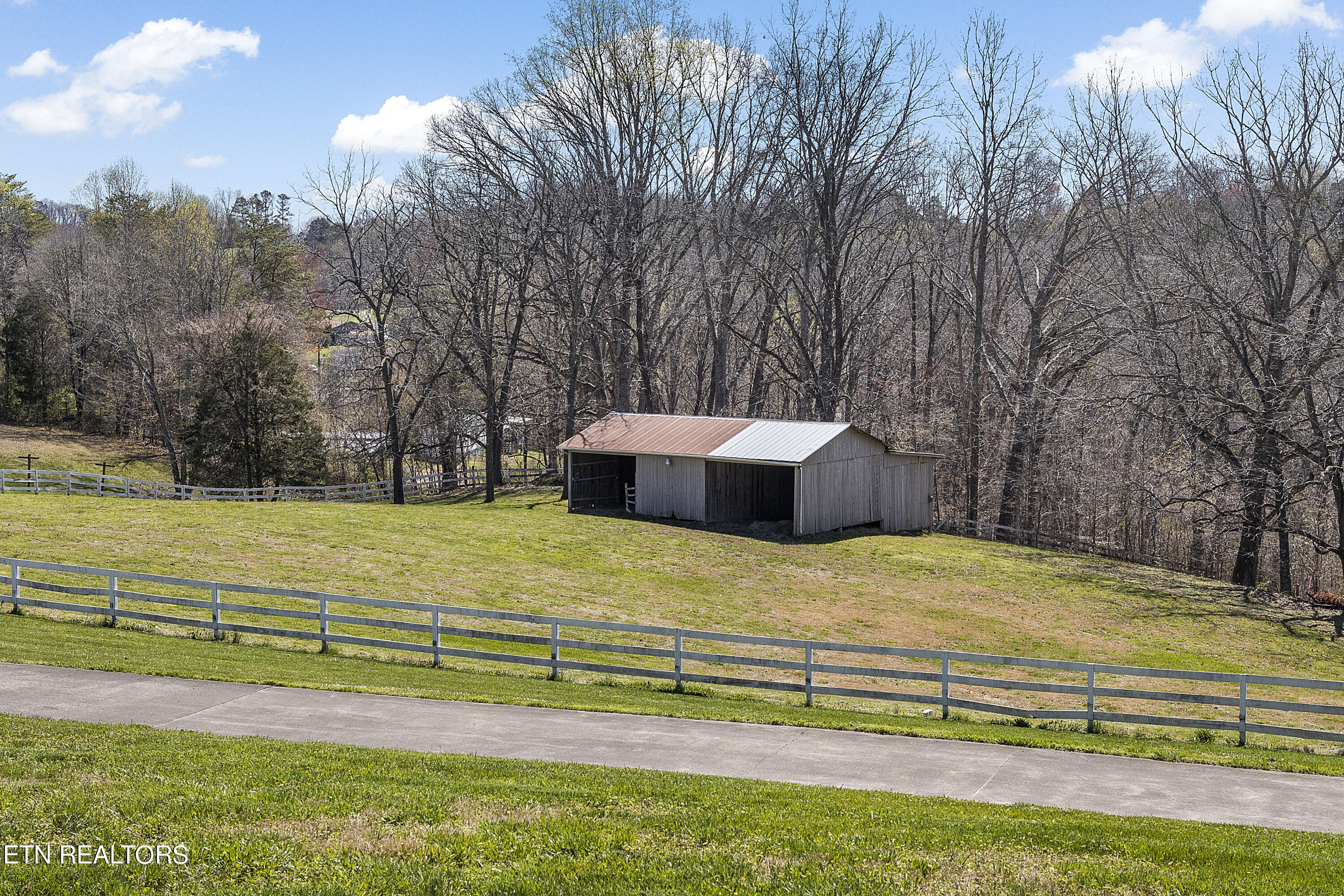 1936 Scenic Meadow Way