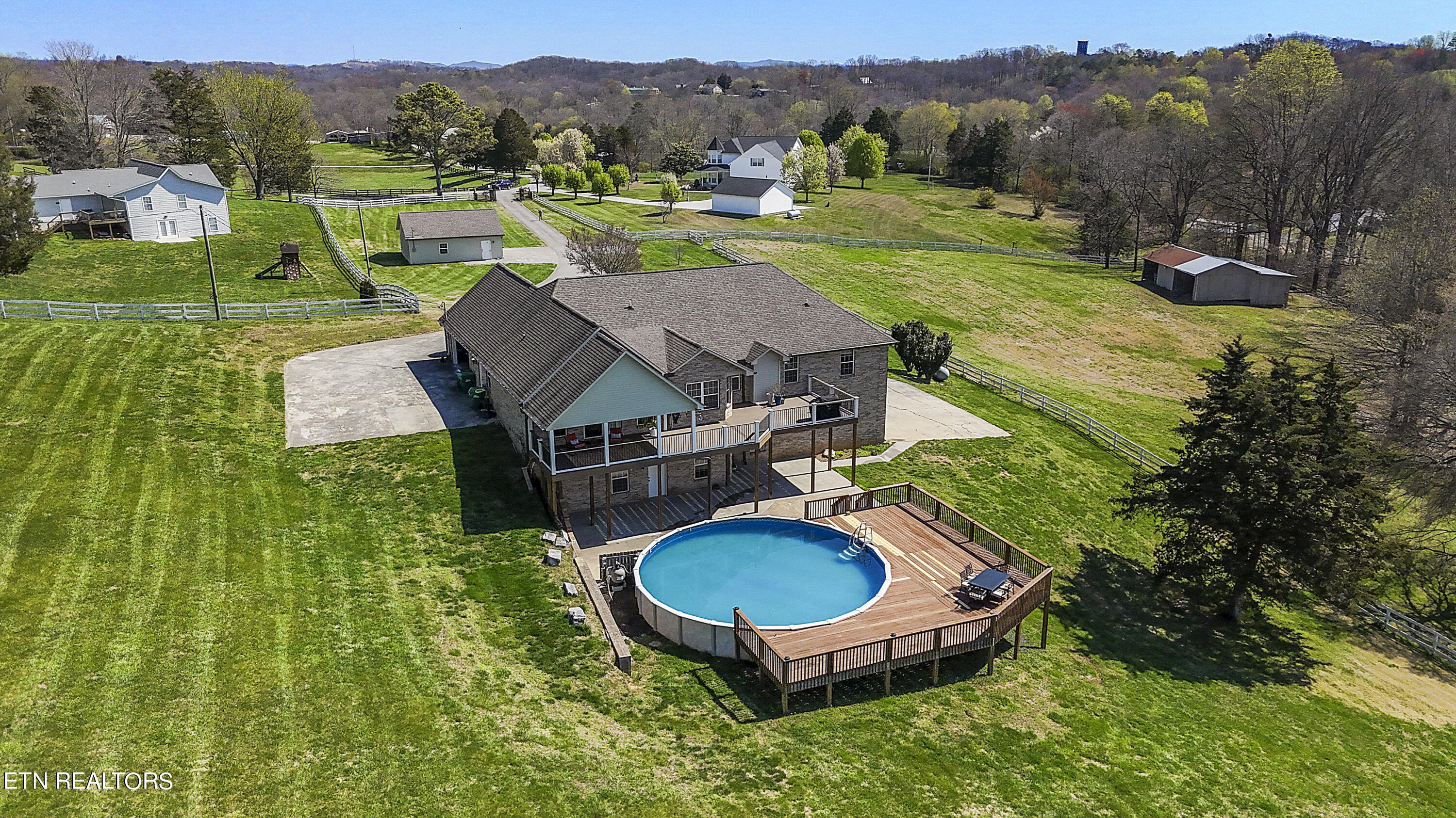 1936 Scenic Meadow Way