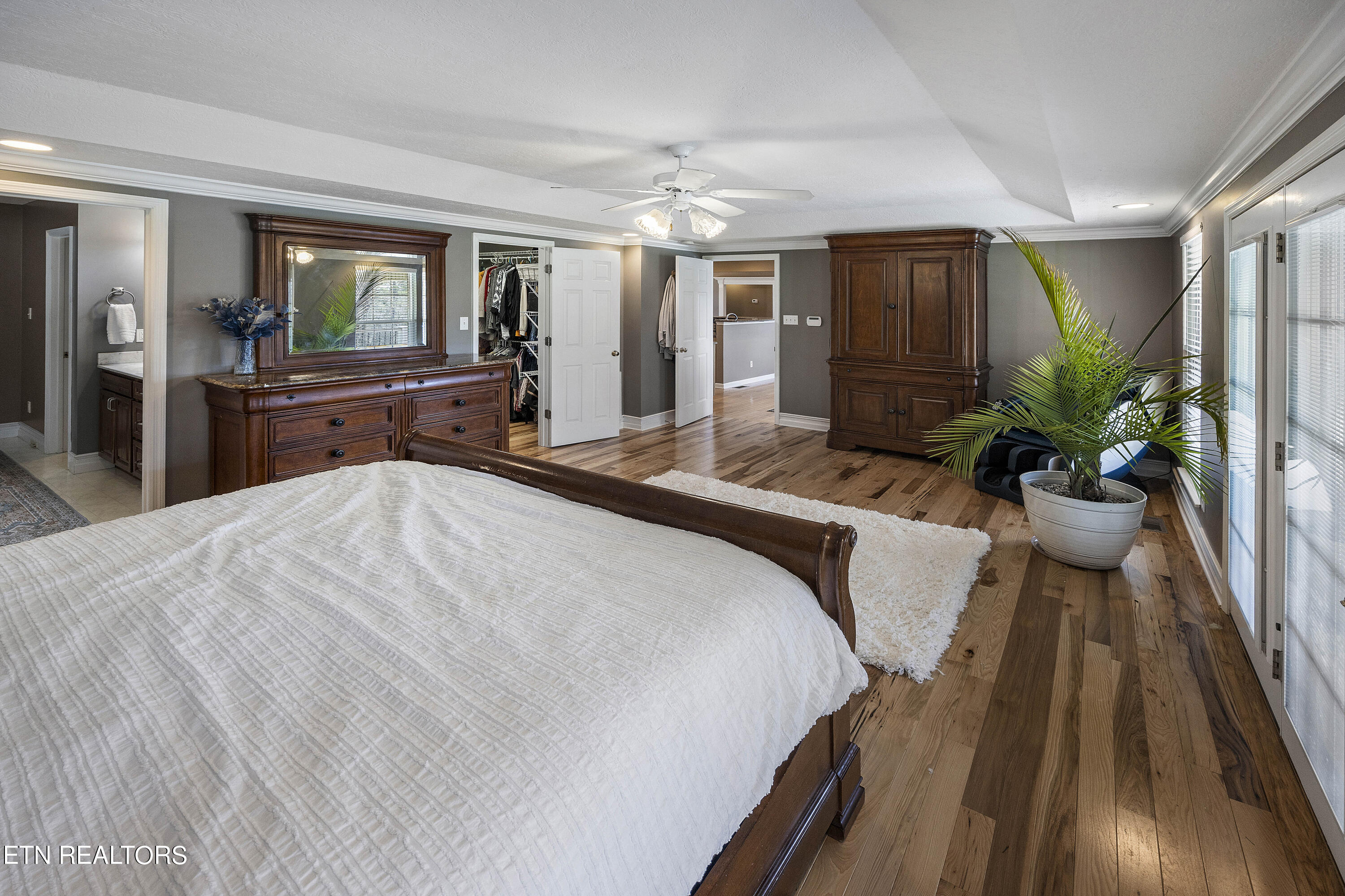 1936 Scenic Meadow Way