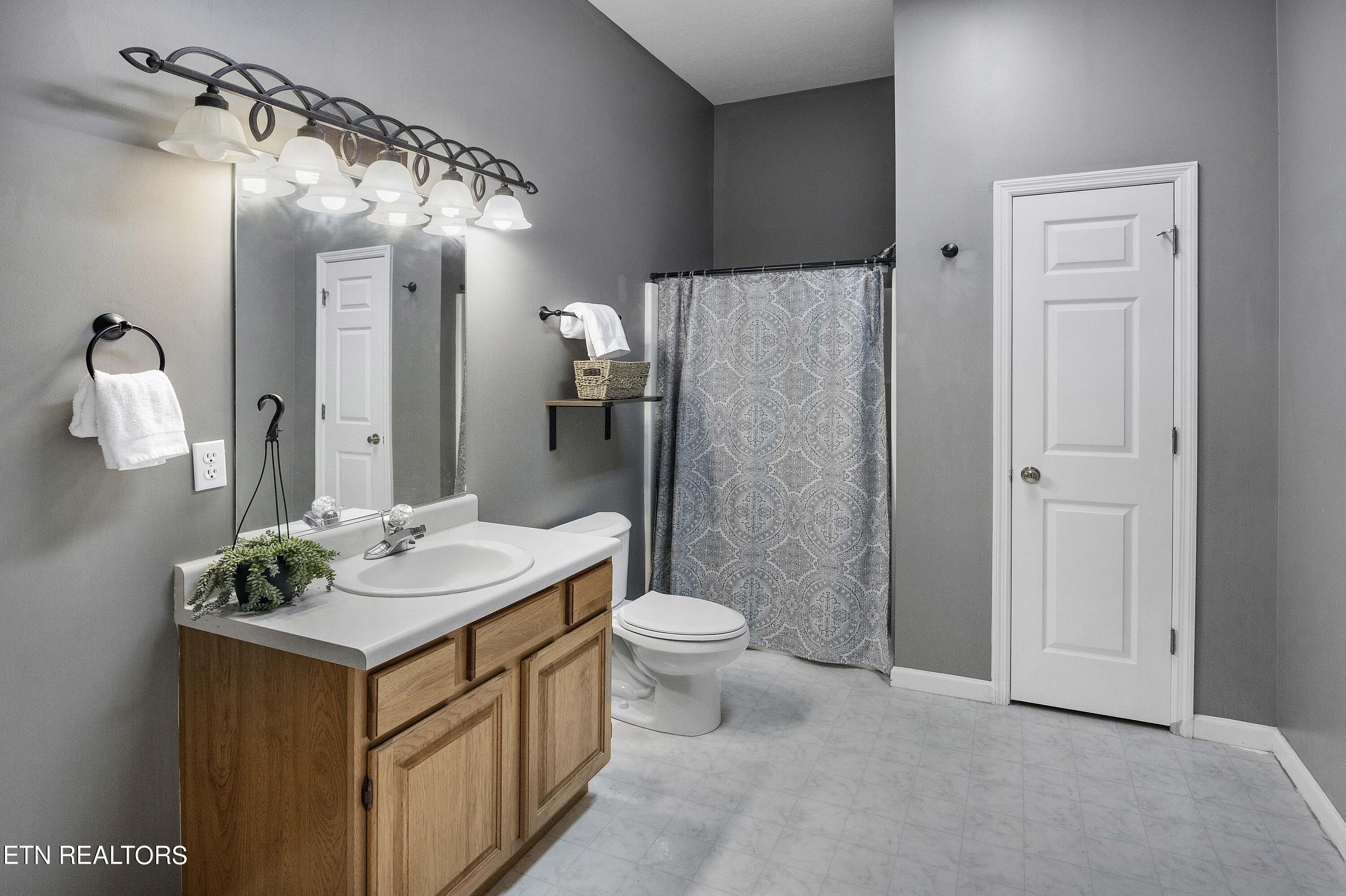 1936 Scenic Meadow Way