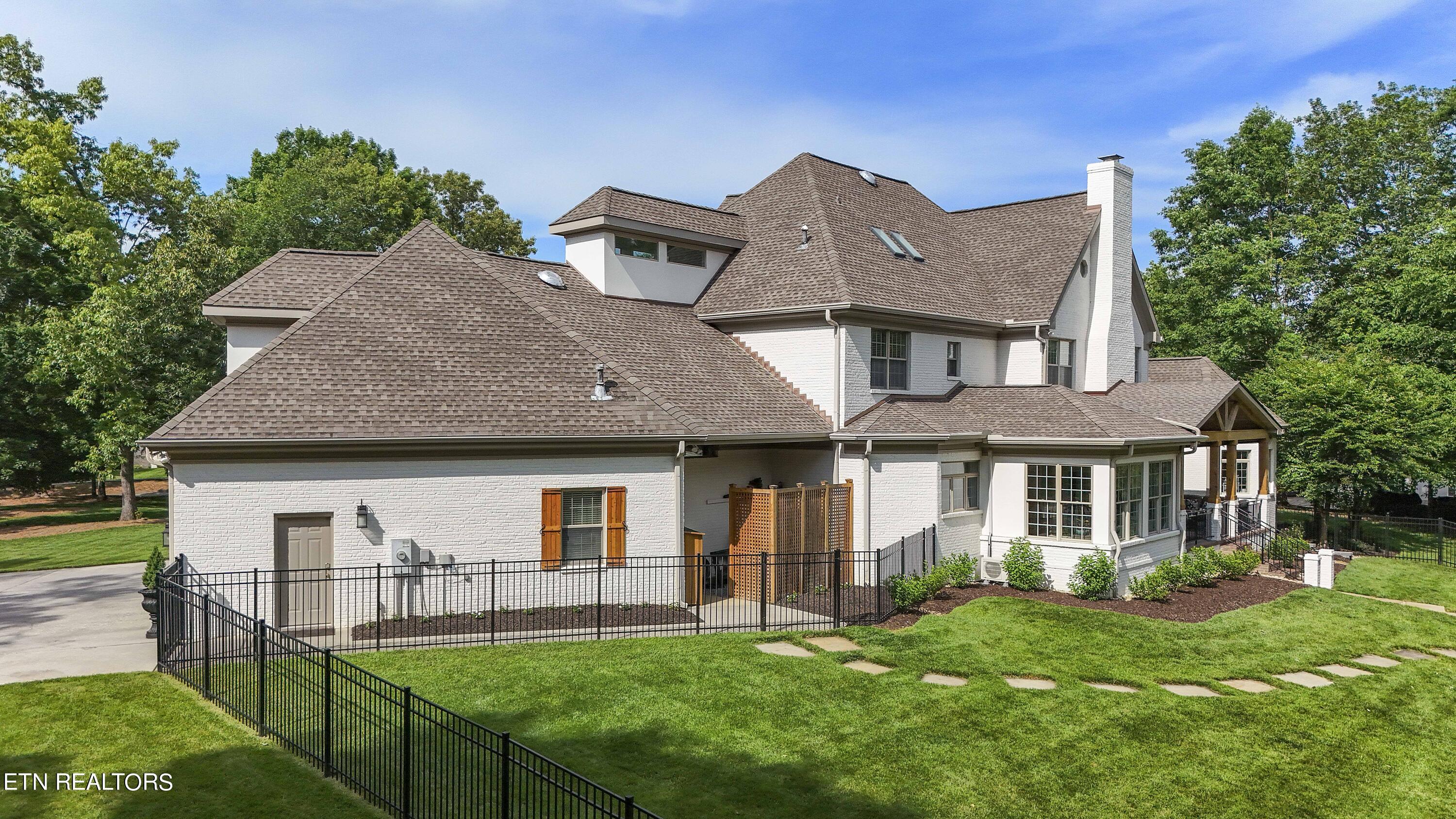 5363 Bent River Blvd