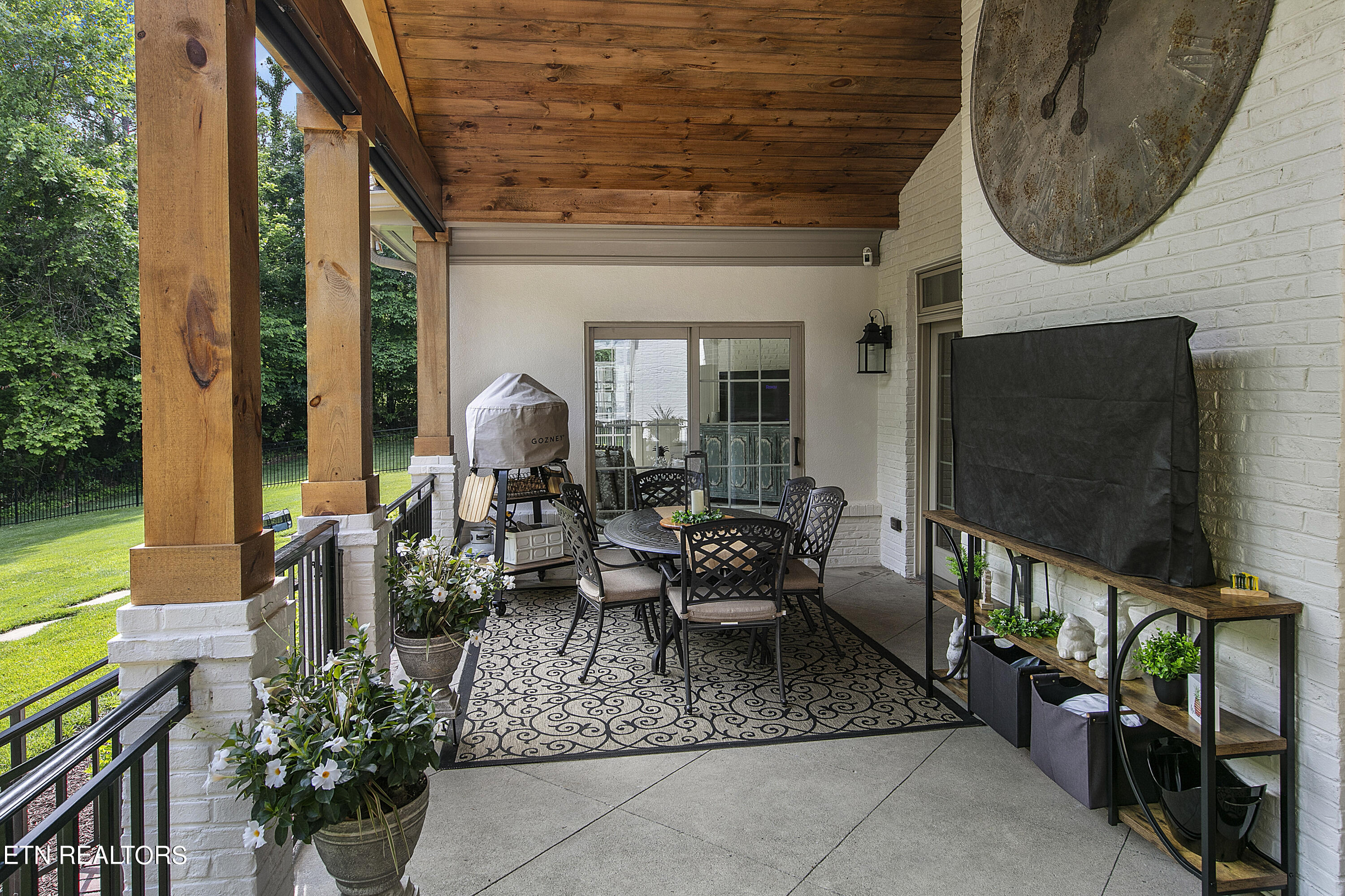 5363 Bent River Blvd