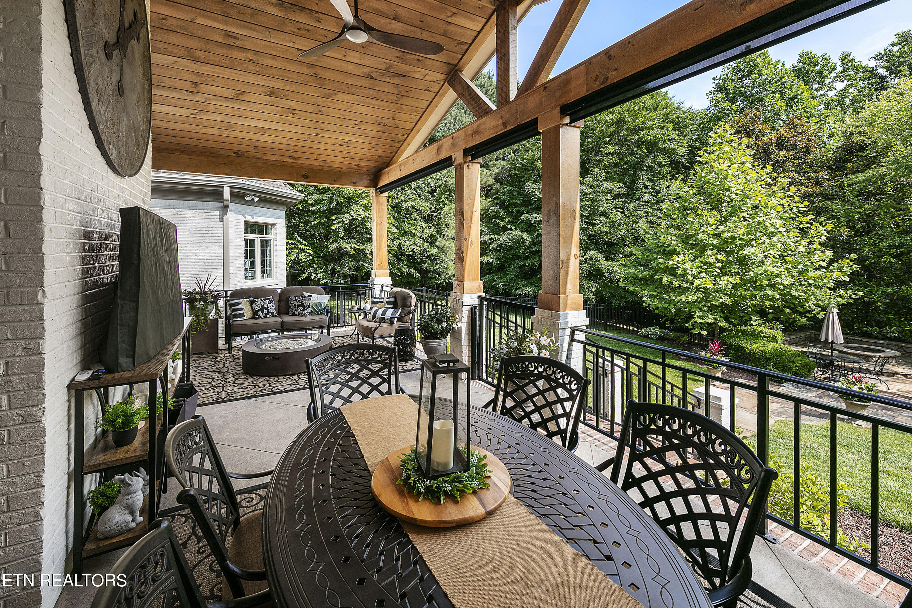 5363 Bent River Blvd