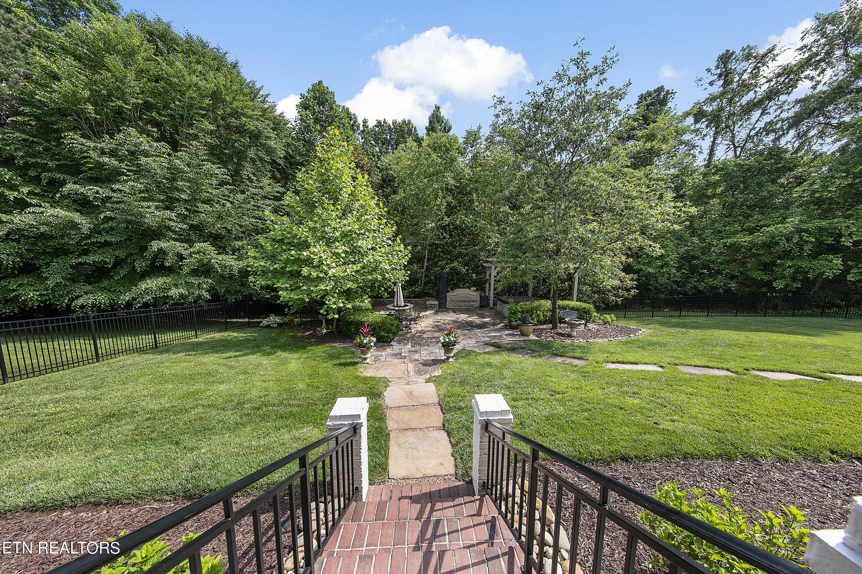 5363 Bent River Blvd