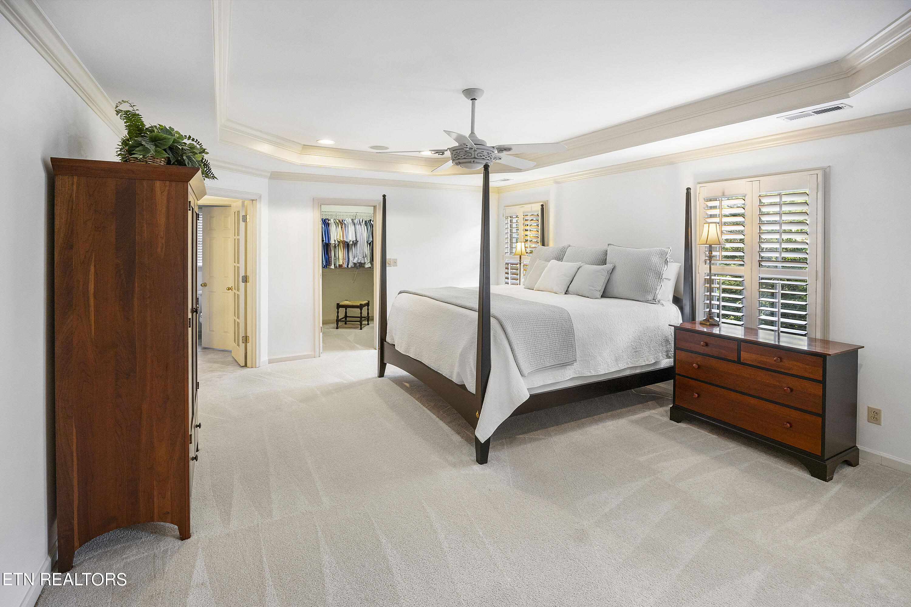 9011 Legends Lake Lane