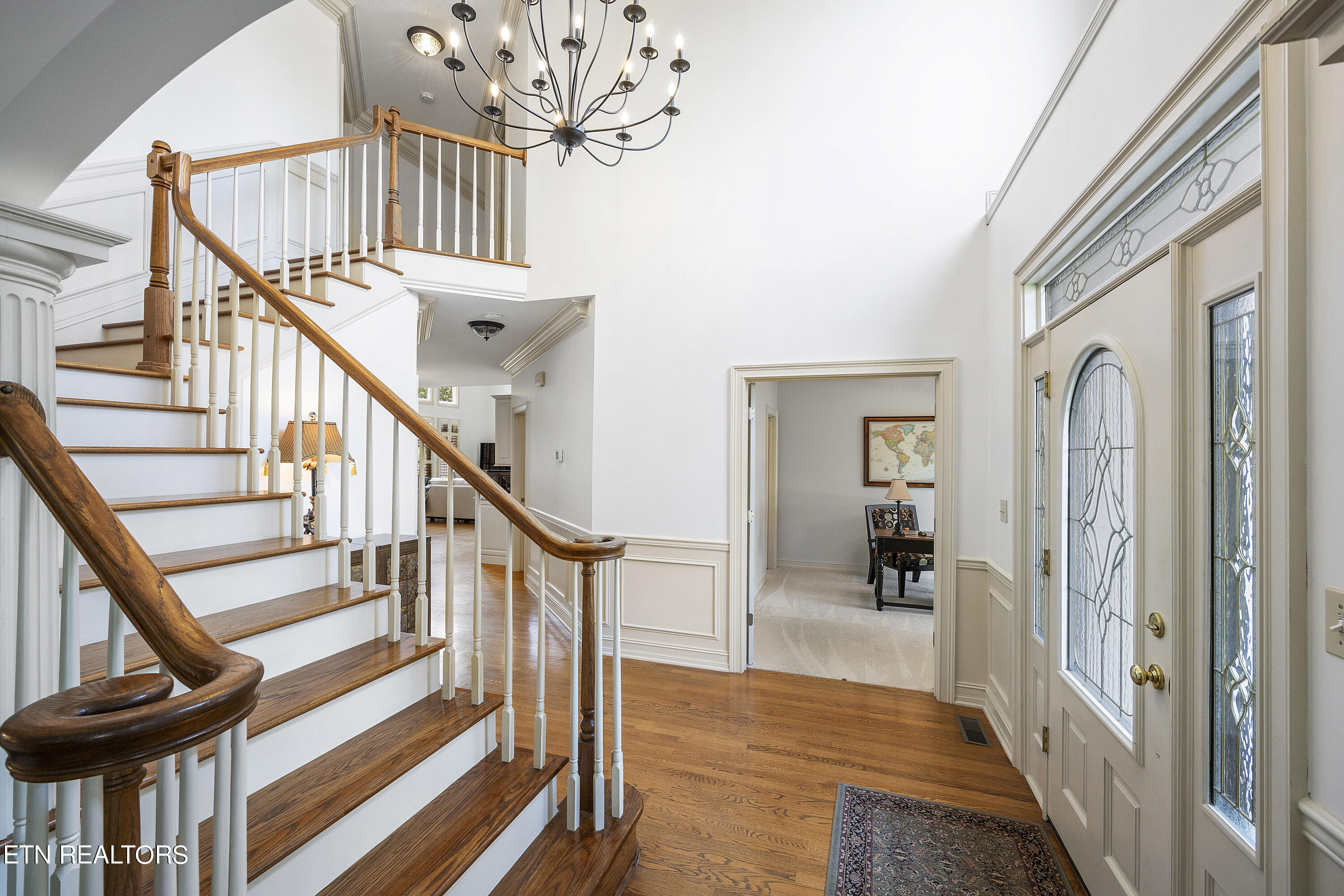 9011 Legends Lake Lane