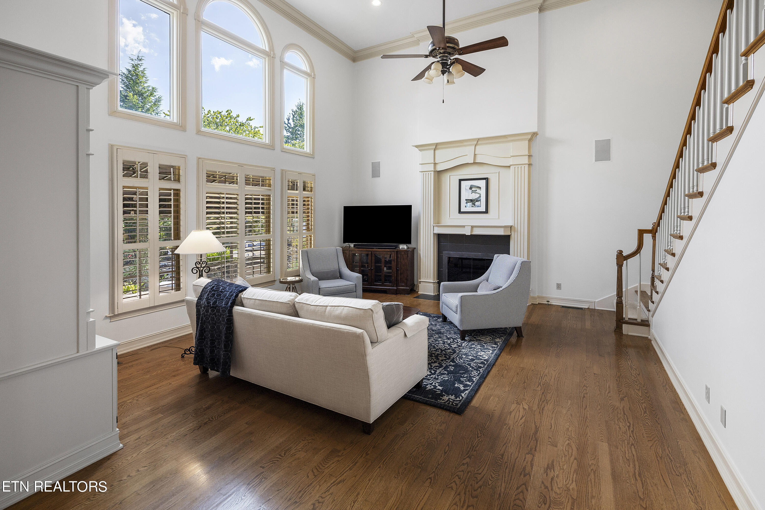 9011 Legends Lake Lane