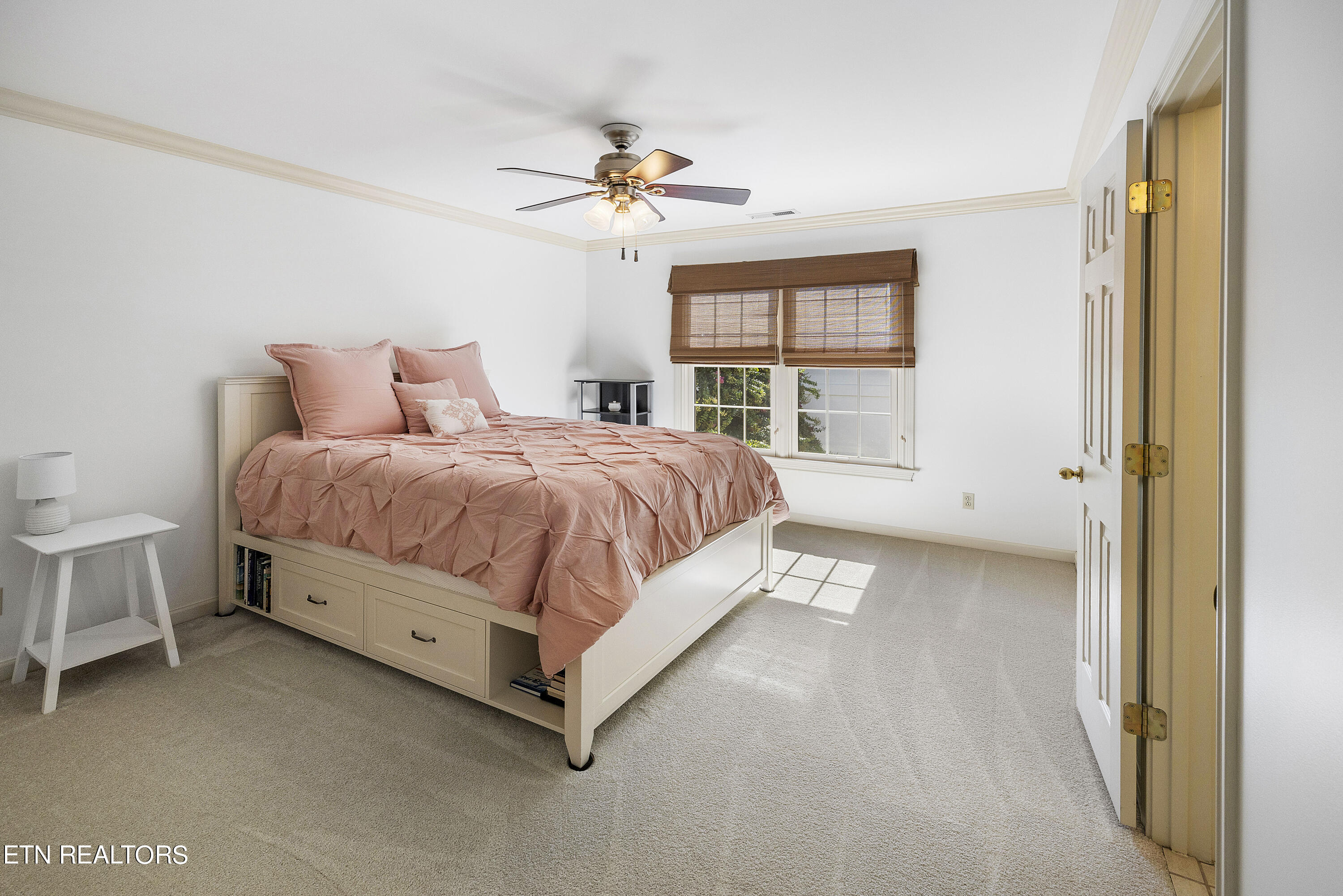 9011 Legends Lake Lane