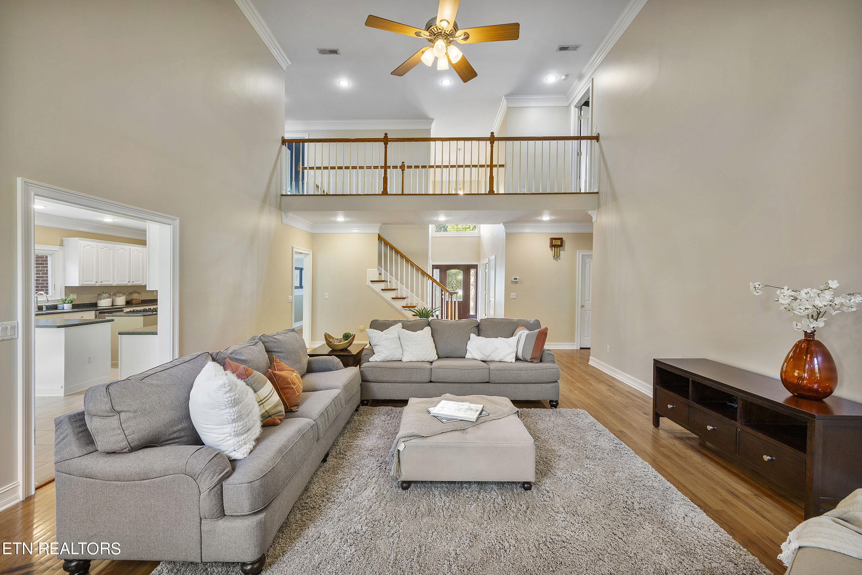 83 Rolling Links Blvd