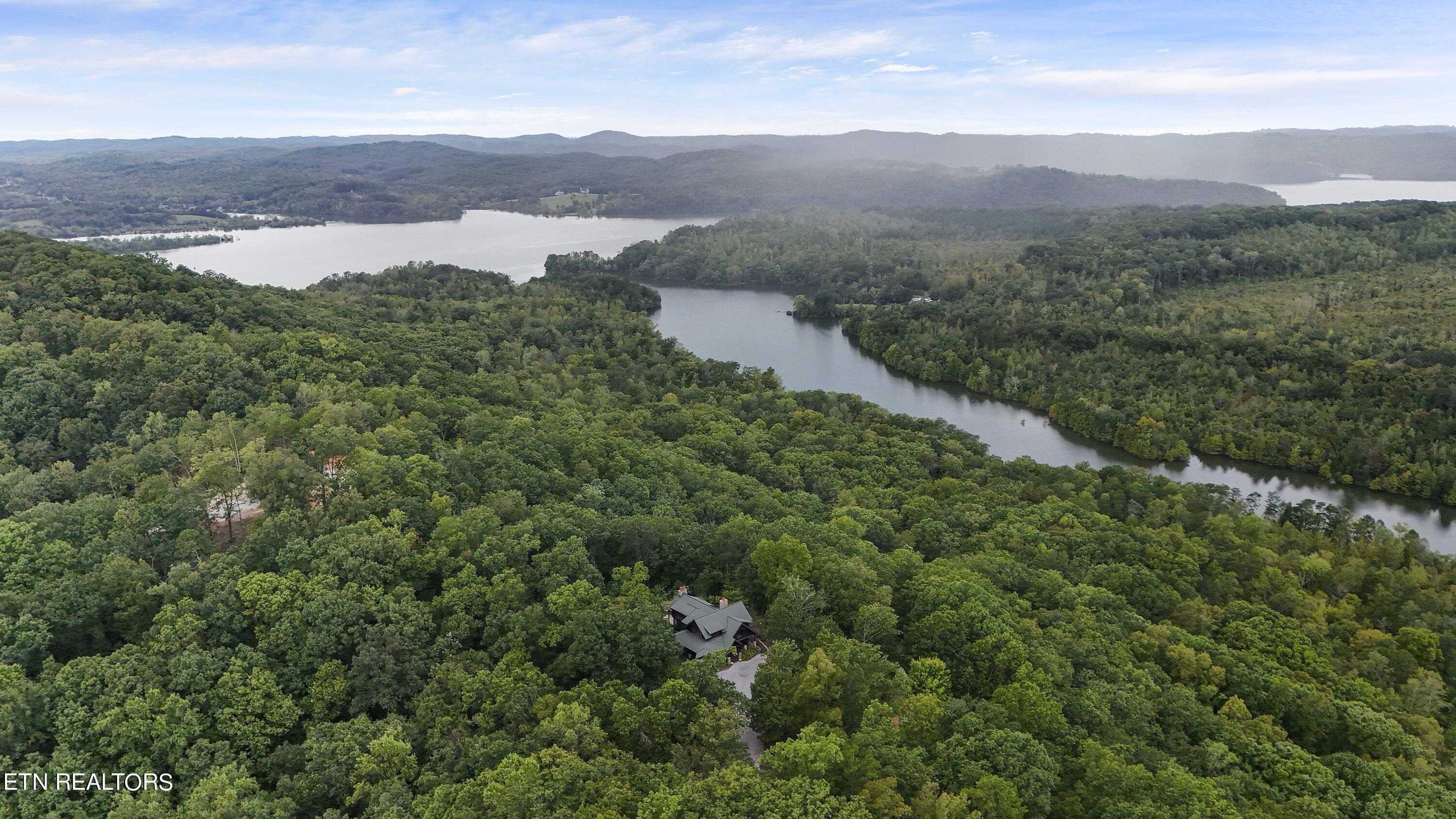 225 Eagle Ridge Rd